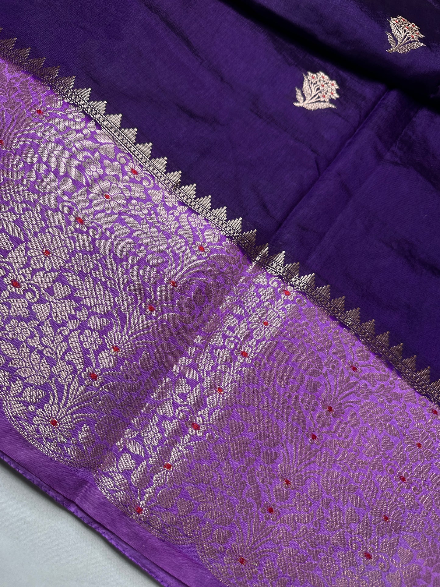 Purple Raw Mango Light Weight Silk Saree - 