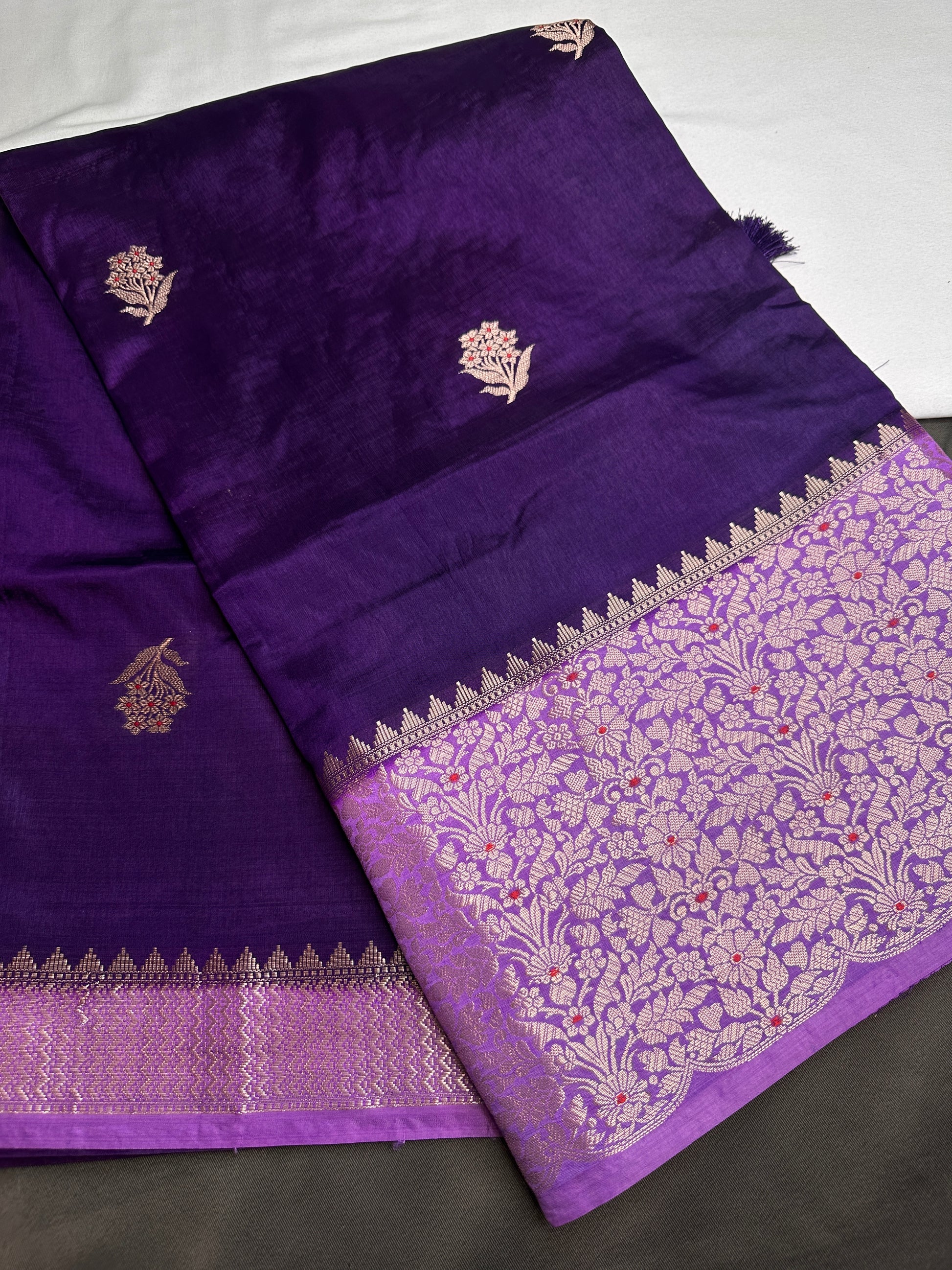 Purple Raw Mango Light Weight Silk Saree - 