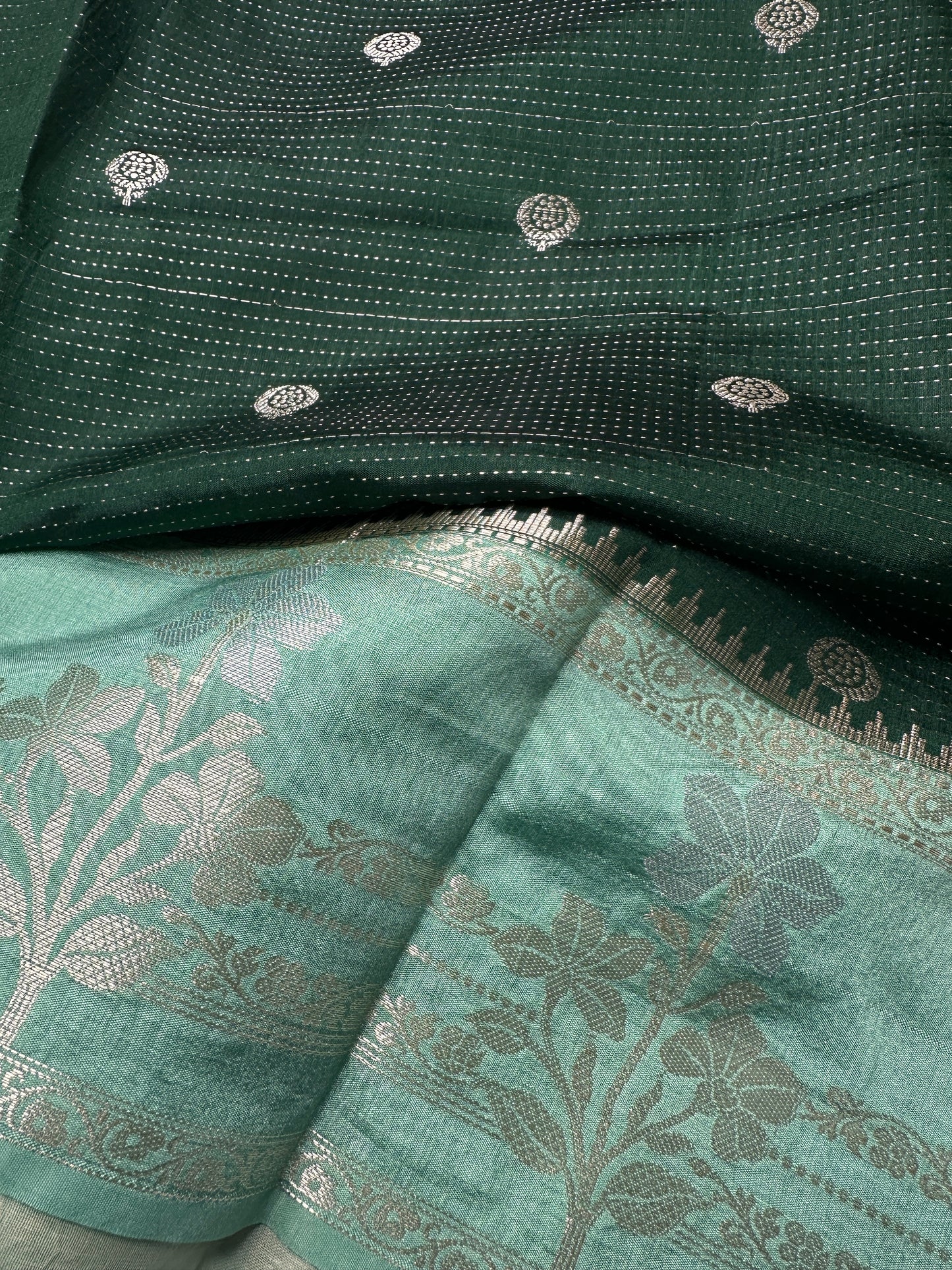 Green Raw Mango Light Weight Silk Saree - 