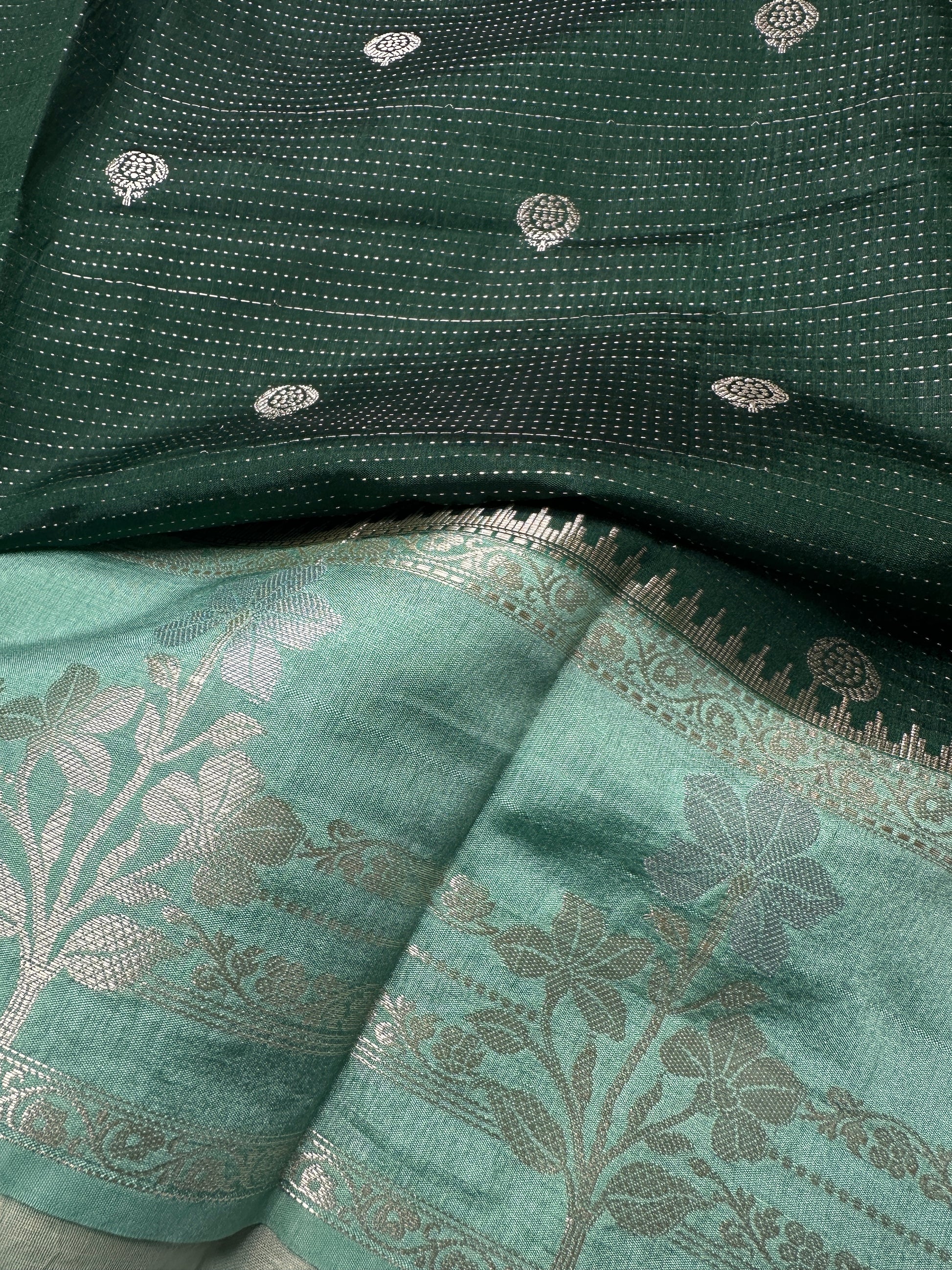Green Raw Mango Light Weight Silk Saree - 