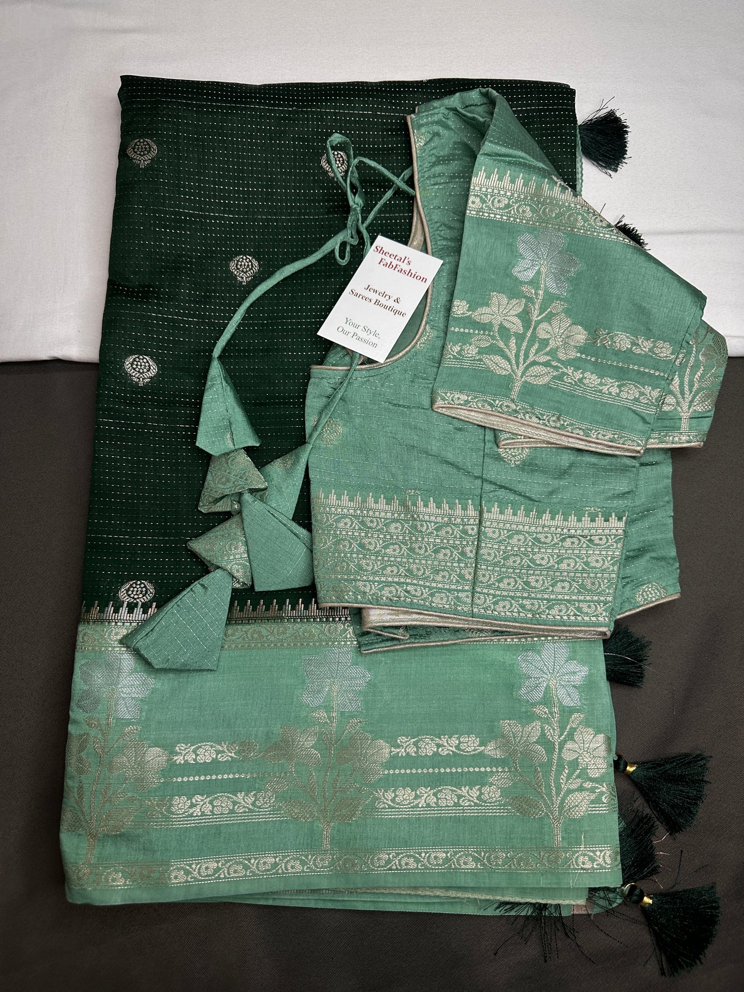 Green Raw Mango Light Weight Silk Saree - 