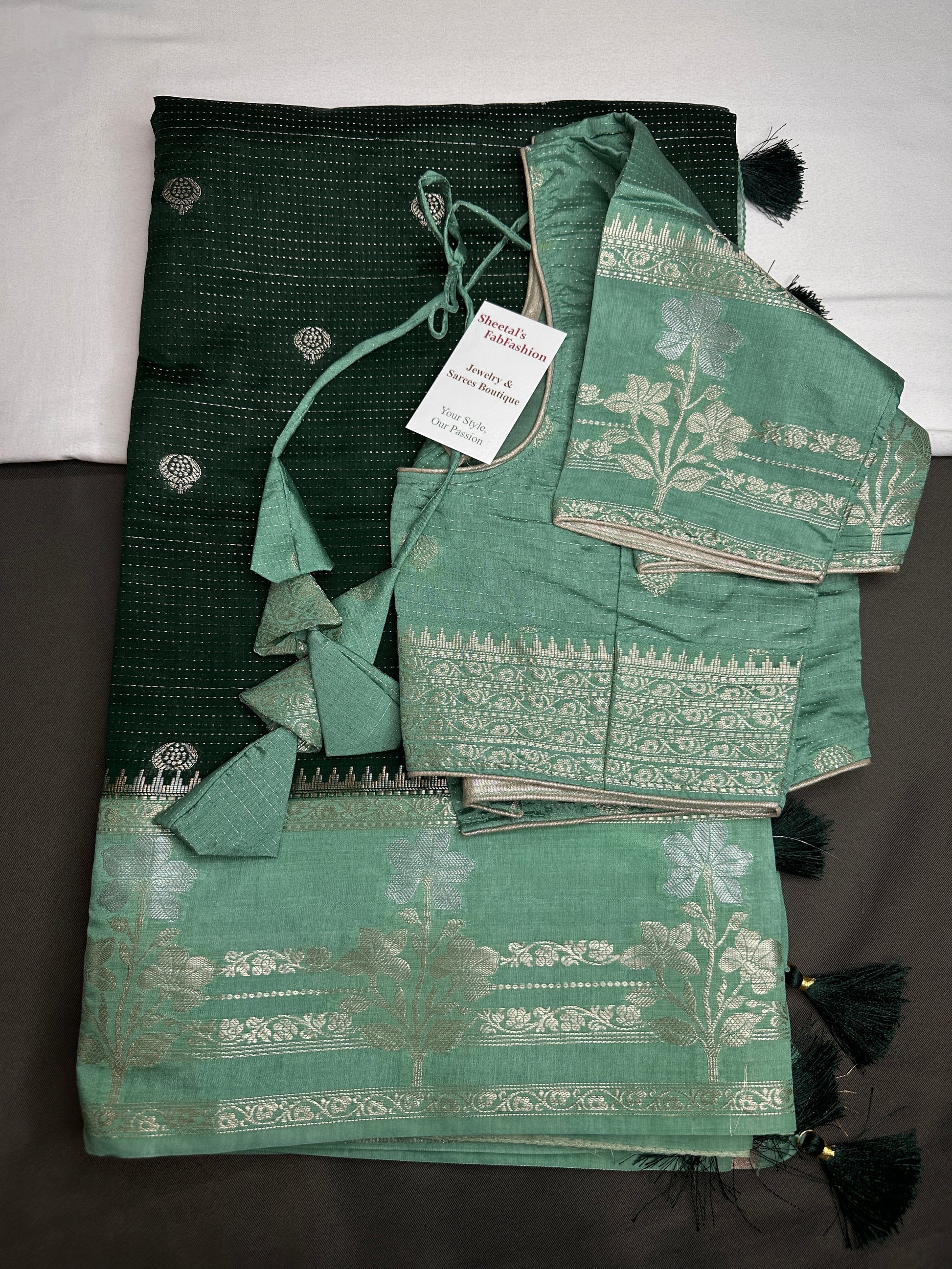Green Raw Mango Light Weight Silk Saree - 