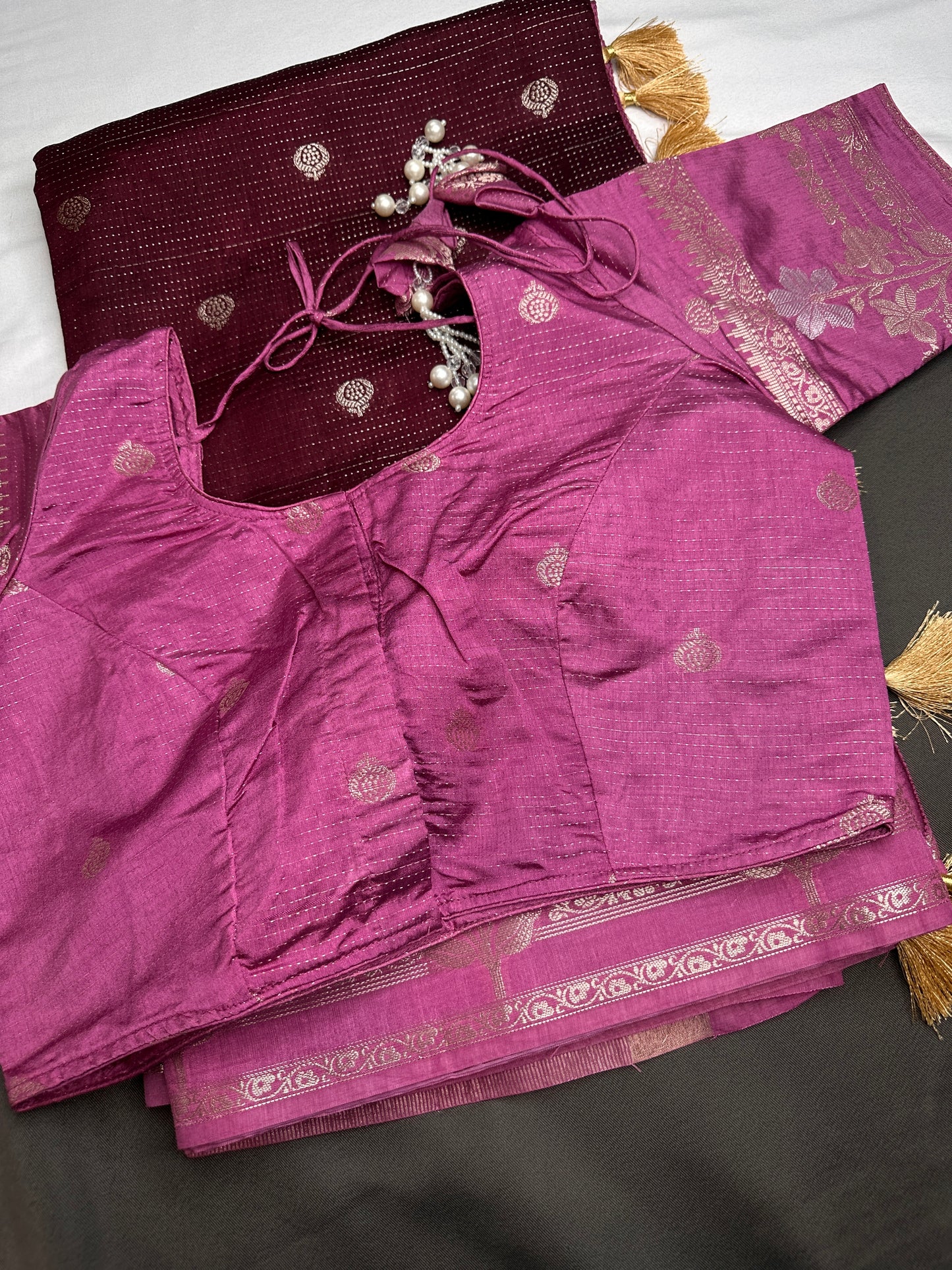 Plum Raw Mango Light Weight Silk Saree - 
