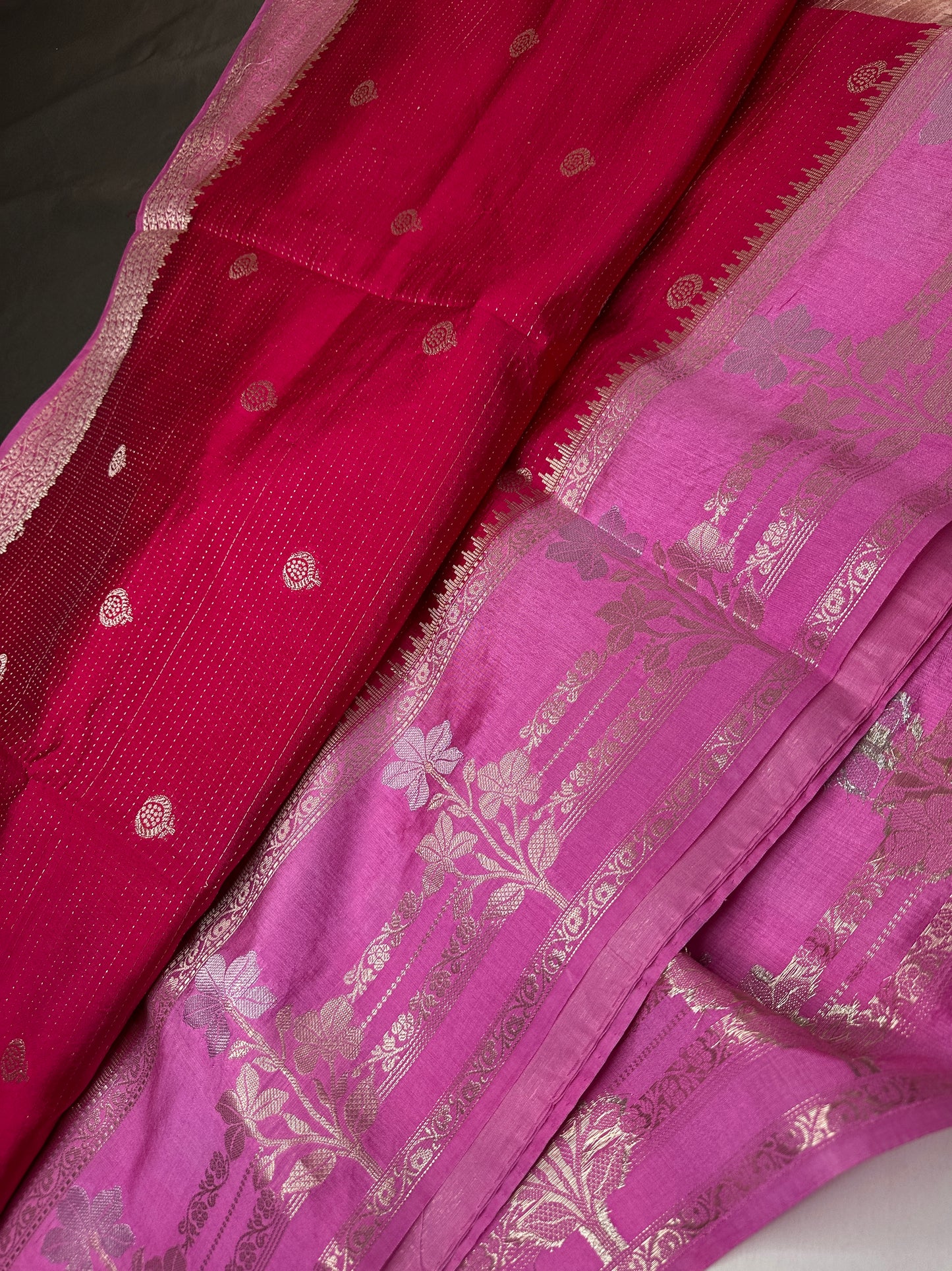 Pink Raw Mango Light Weight Silk Saree - 