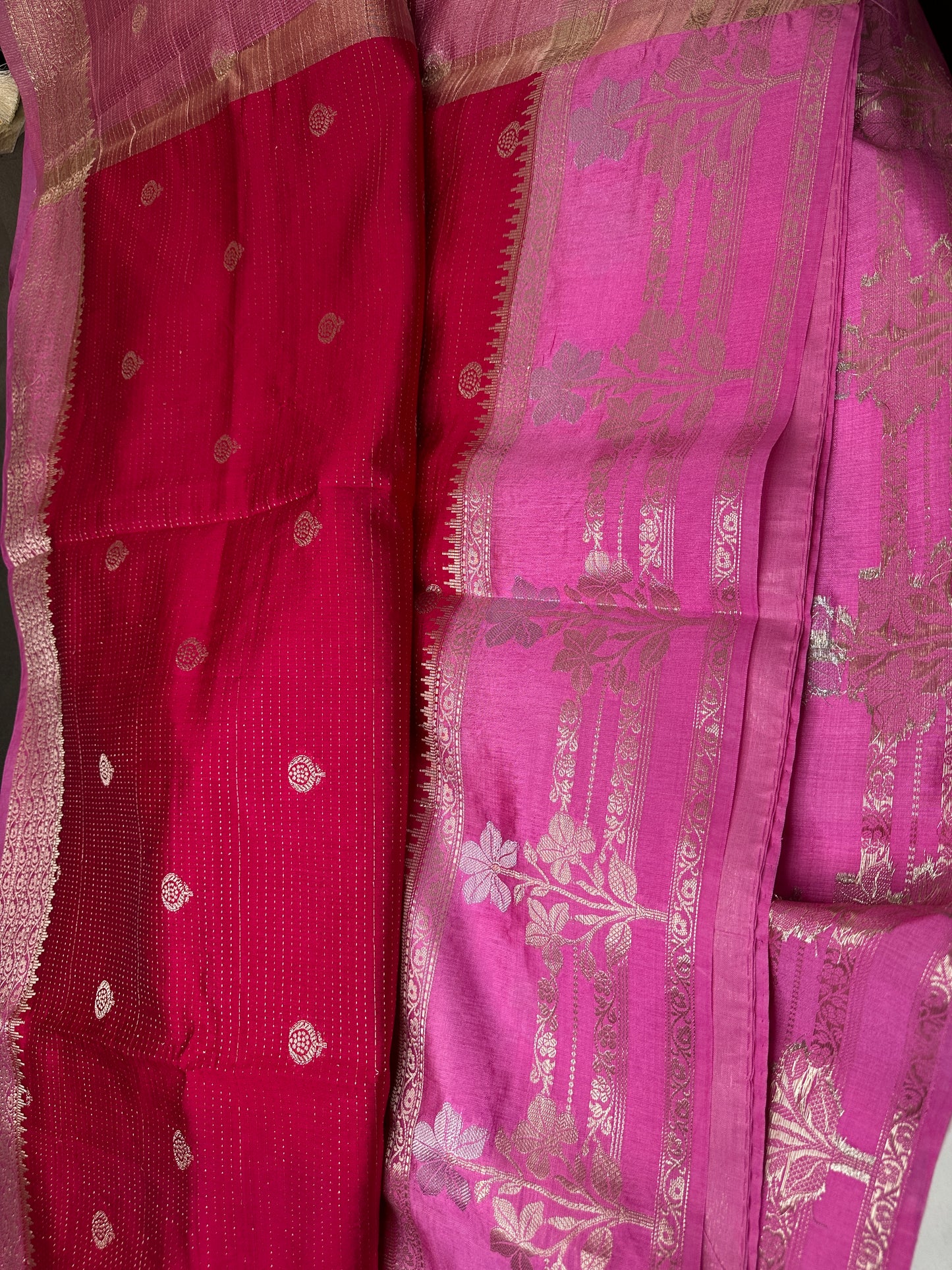 Pink Raw Mango Light Weight Silk Saree - 