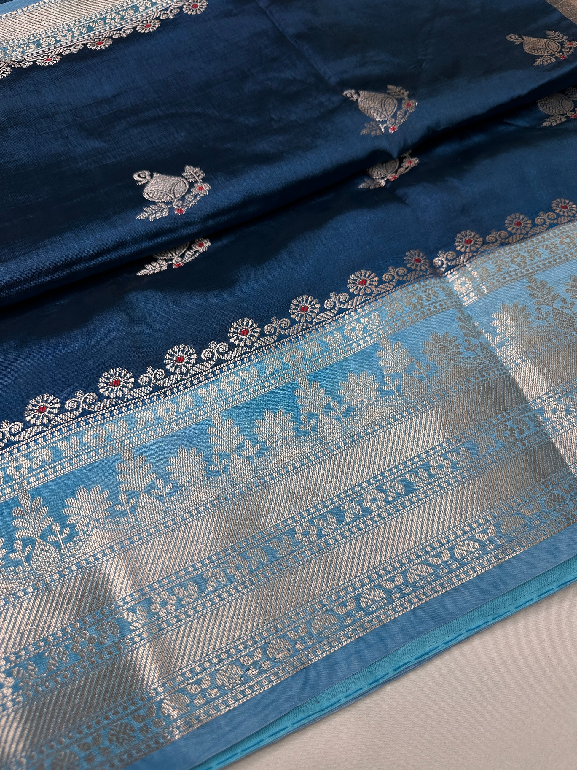 Blue Raw Mango Light Weight Silk Saree - 