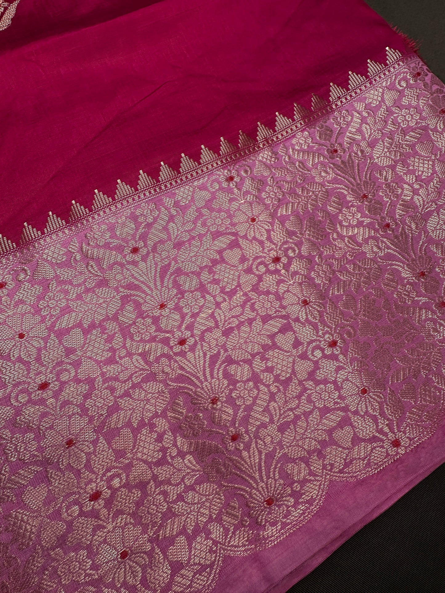 Pink Raw Mango Light Weight Silk Saree - 