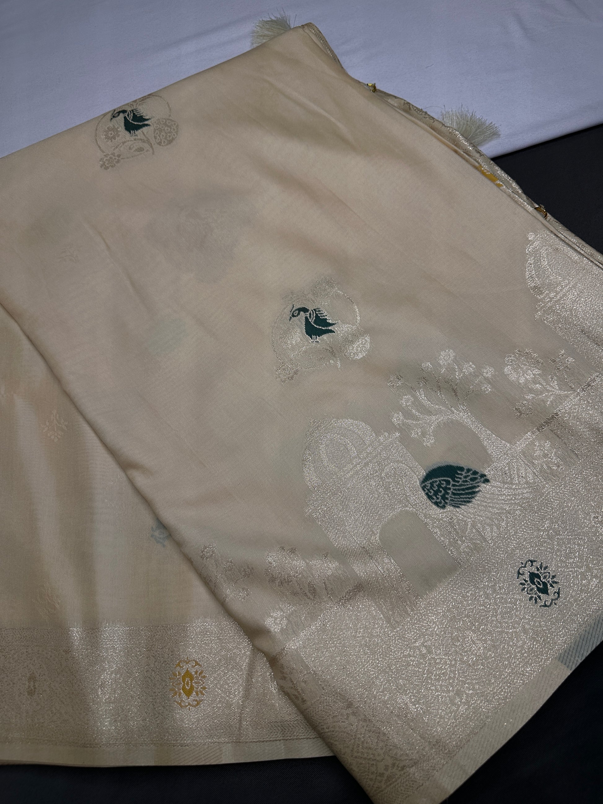 Soft Silk Semi Banarsi Cream Saree - 