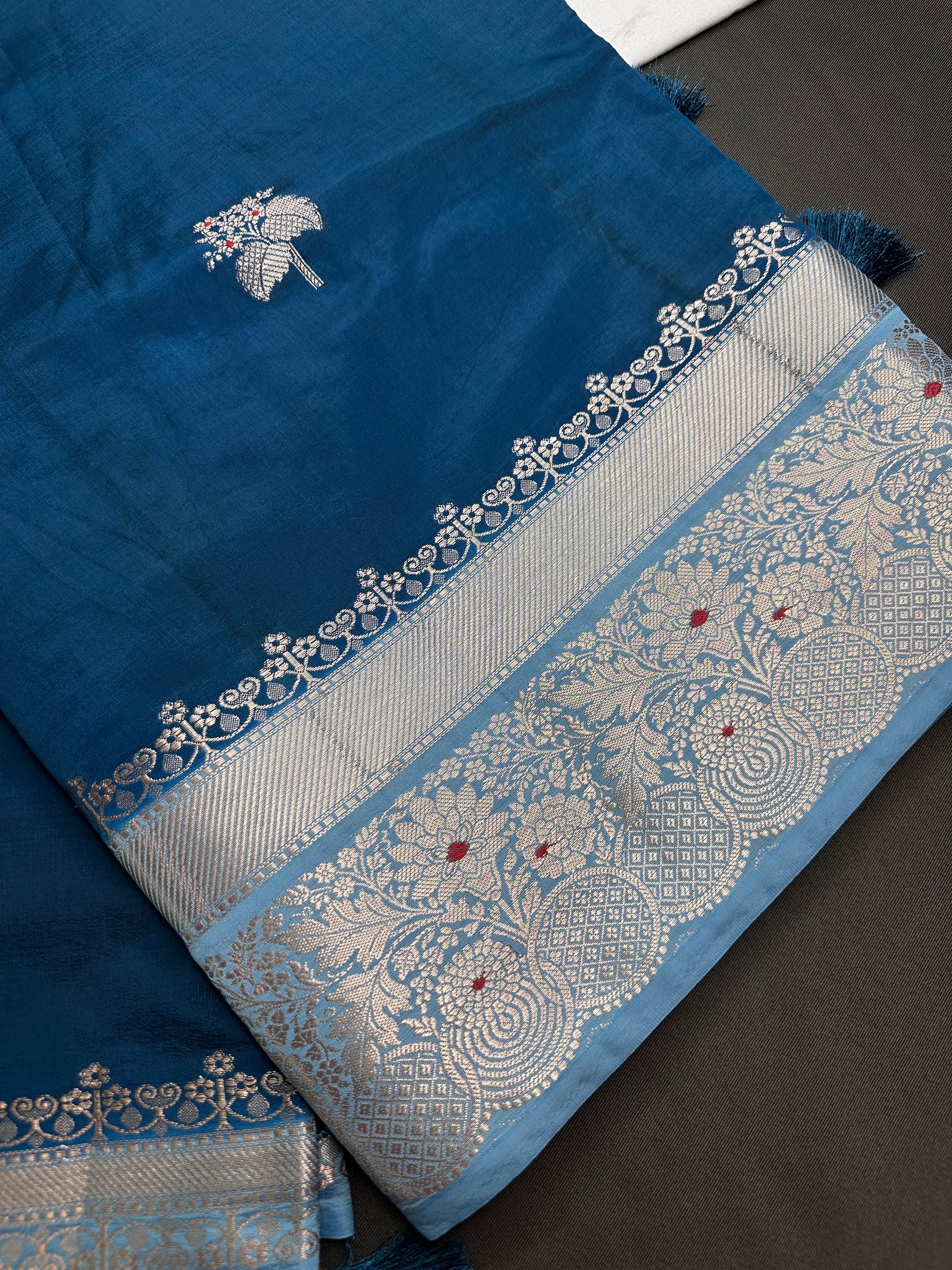 Blue Raw Mango Light Weight Silk Saree - 