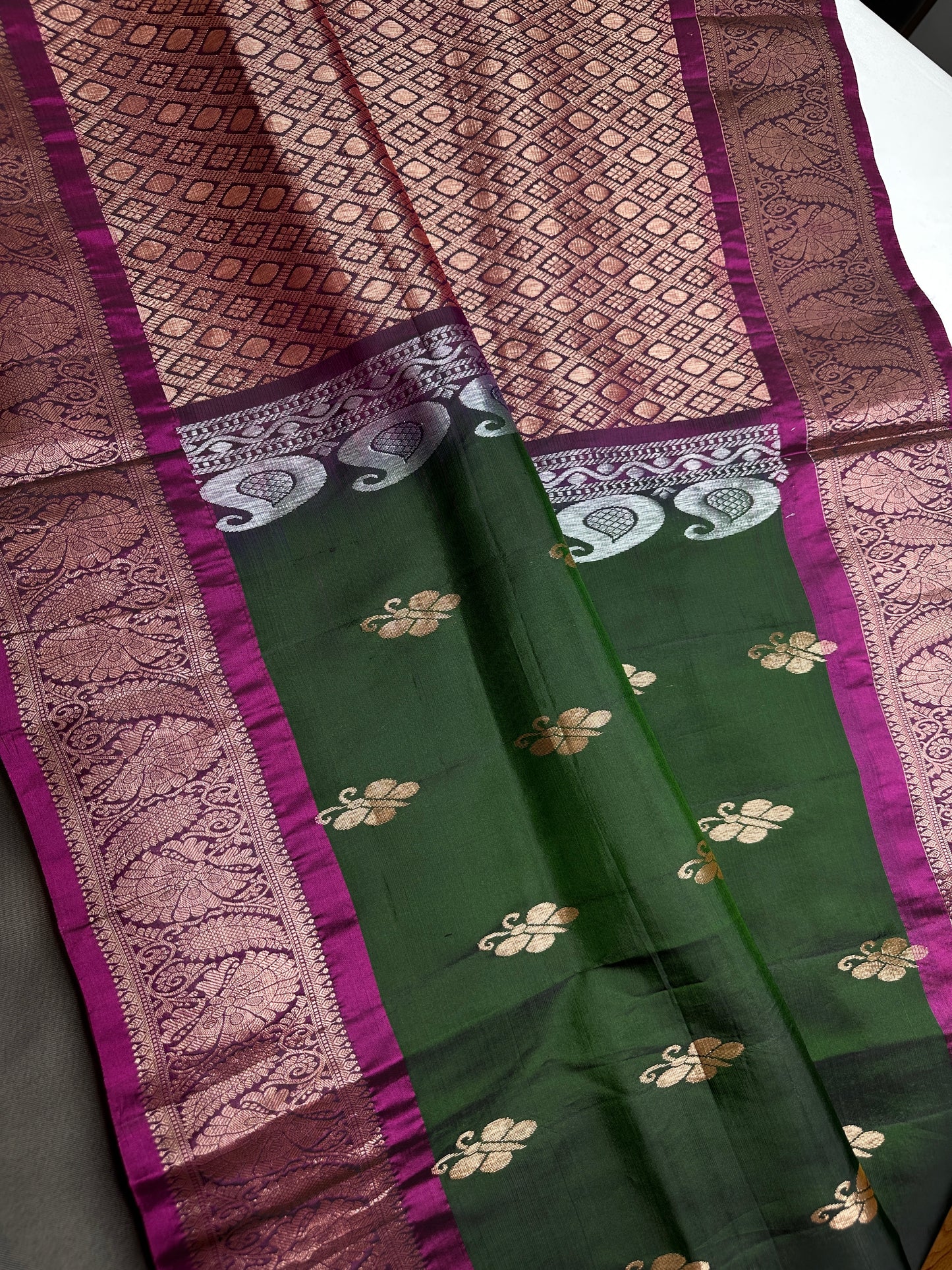Kanchi Pattu Green Magenta Pure Silk Saree - 