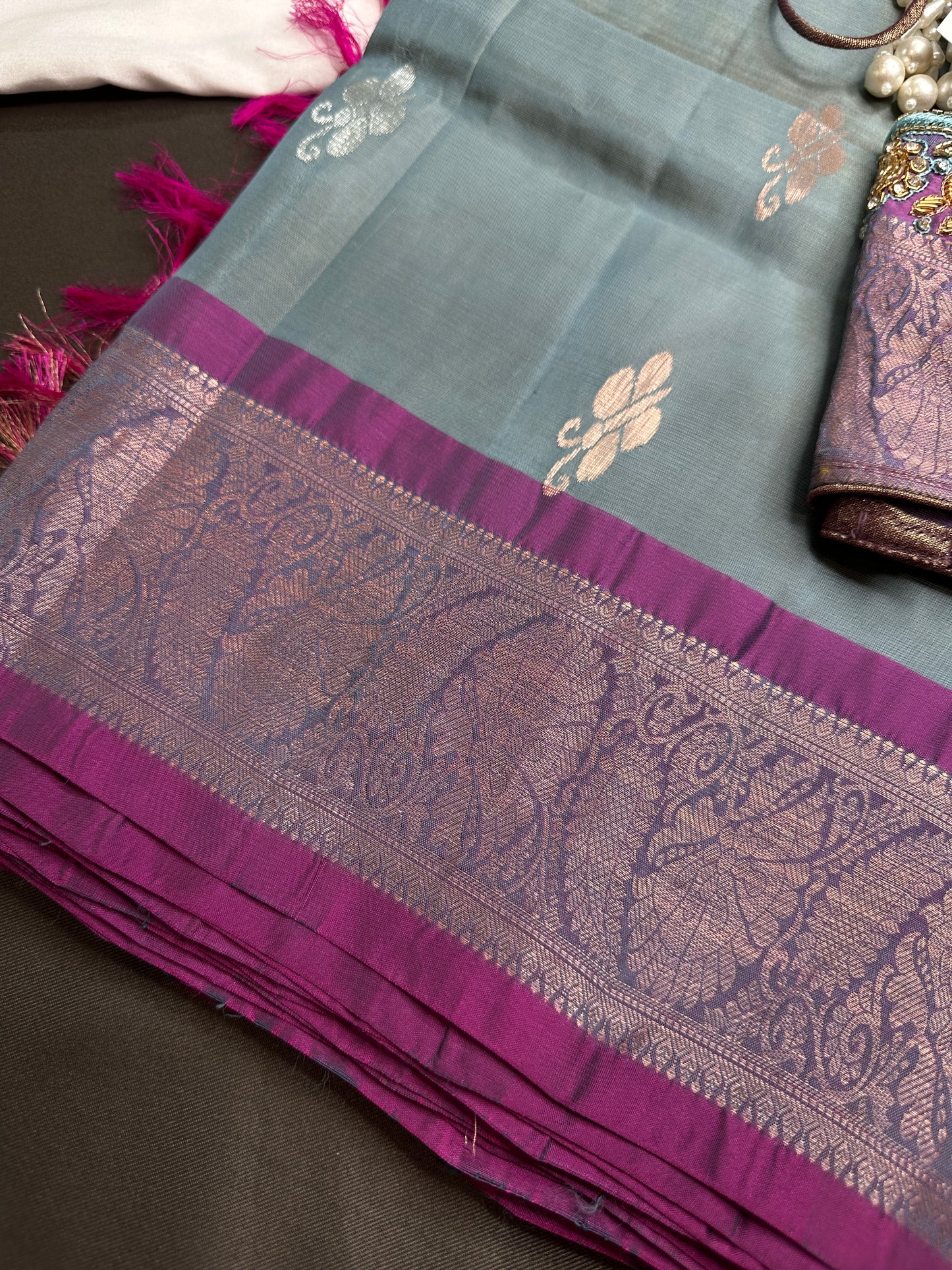 Kanchi Pattu Grey Lavender Pure Silk Saree - 