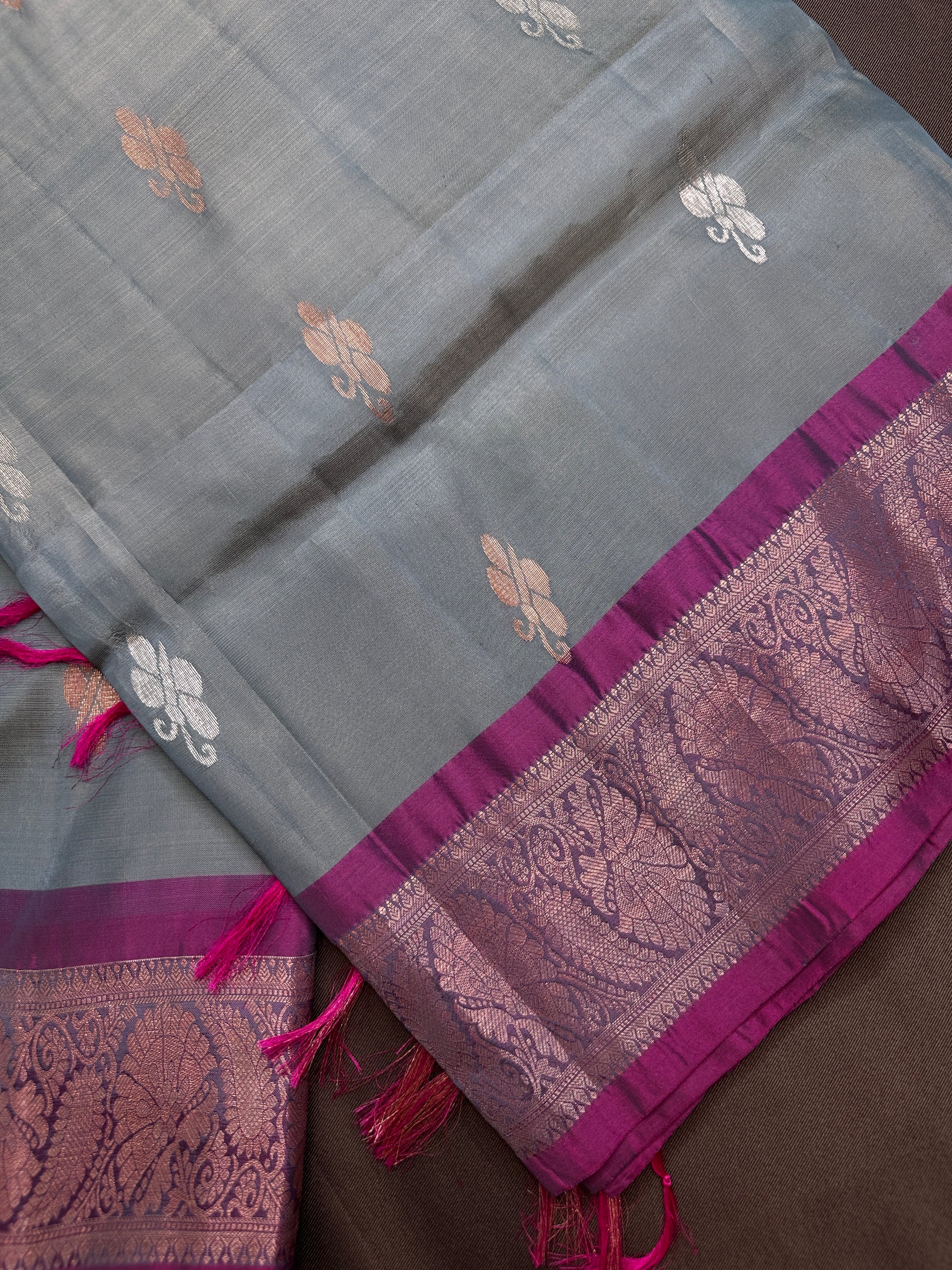 Kanchi Pattu Grey Lavender Pure Silk Saree - 