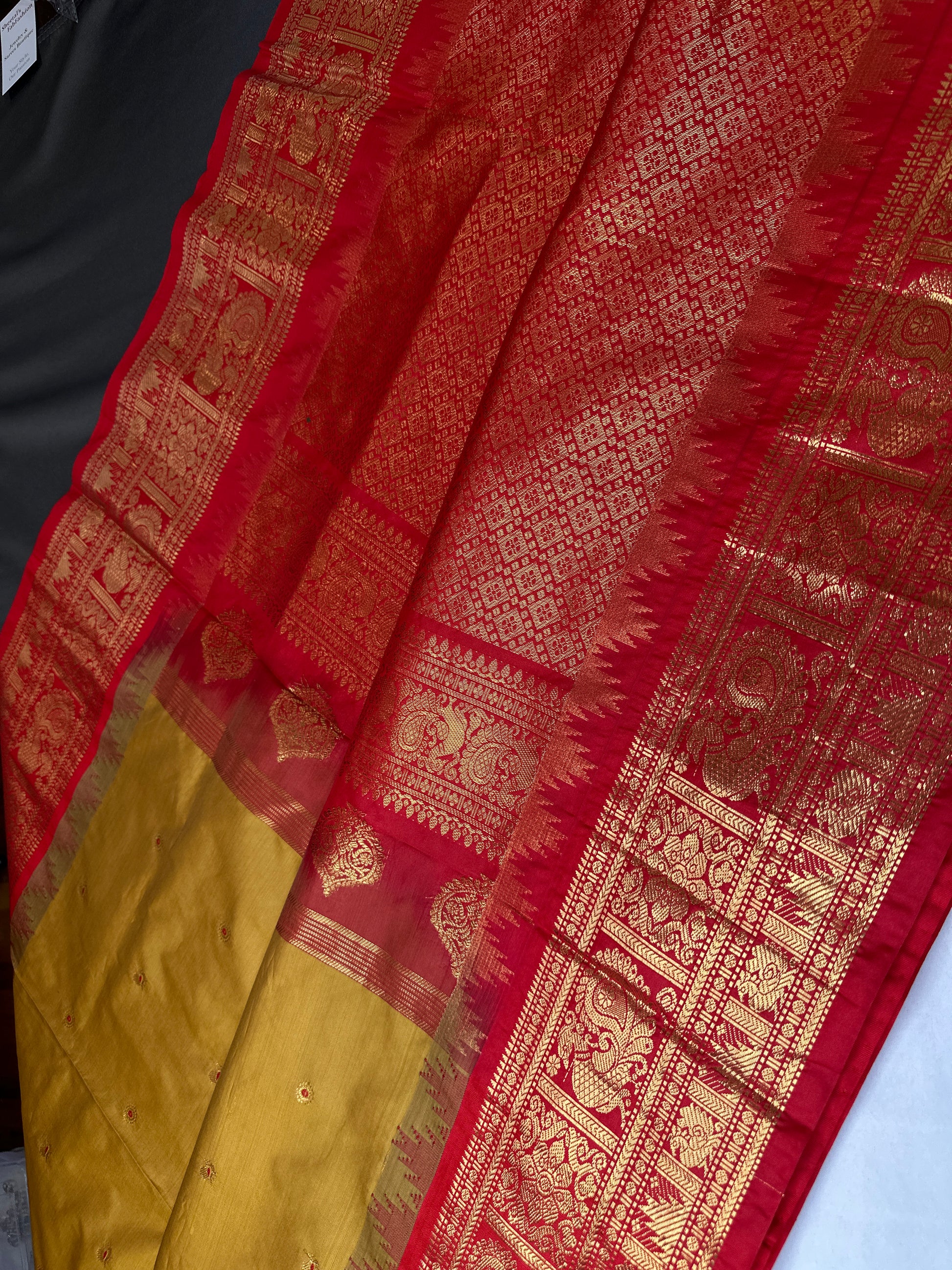 Pure Gadwal Mustard Red Pattu Silk Saree - 