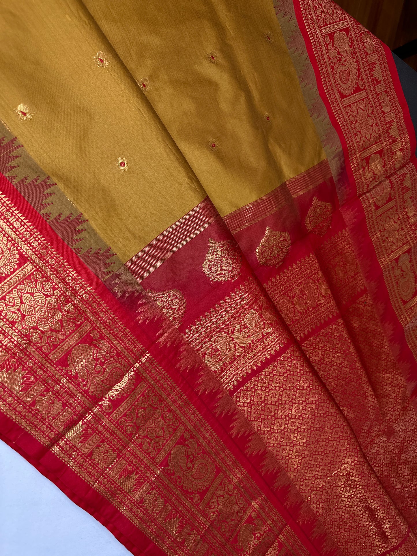 Pure Gadwal Mustard Red Pattu Silk Saree - 