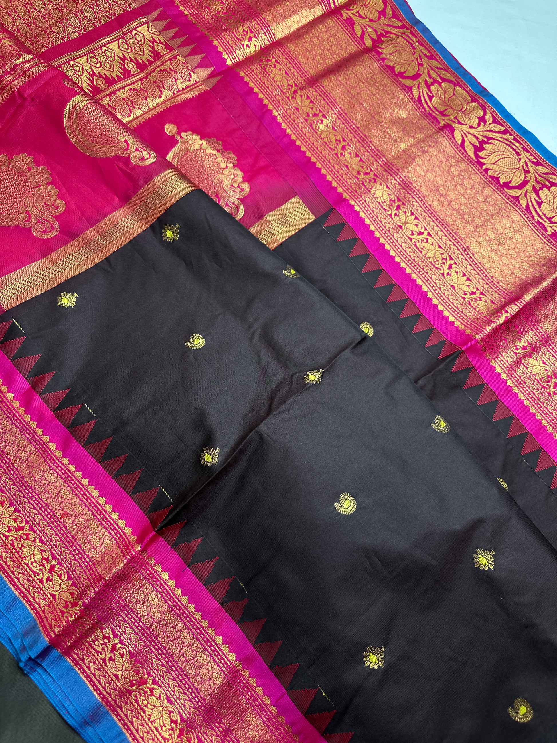 Pure Gadwal Brown Pink Pattu Silk Saree - 