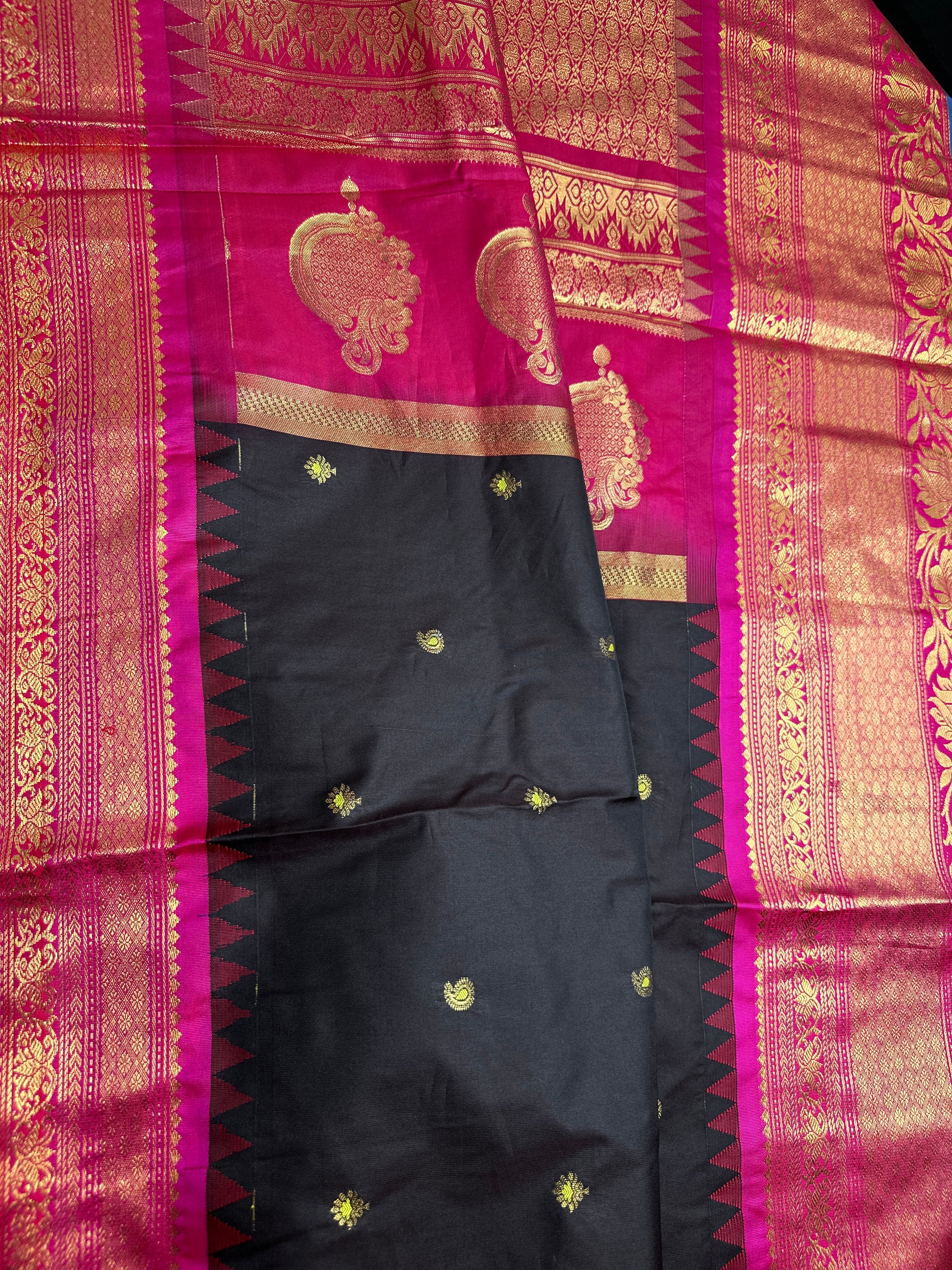 Pure Gadwal Brown Pink Pattu Silk Saree - 