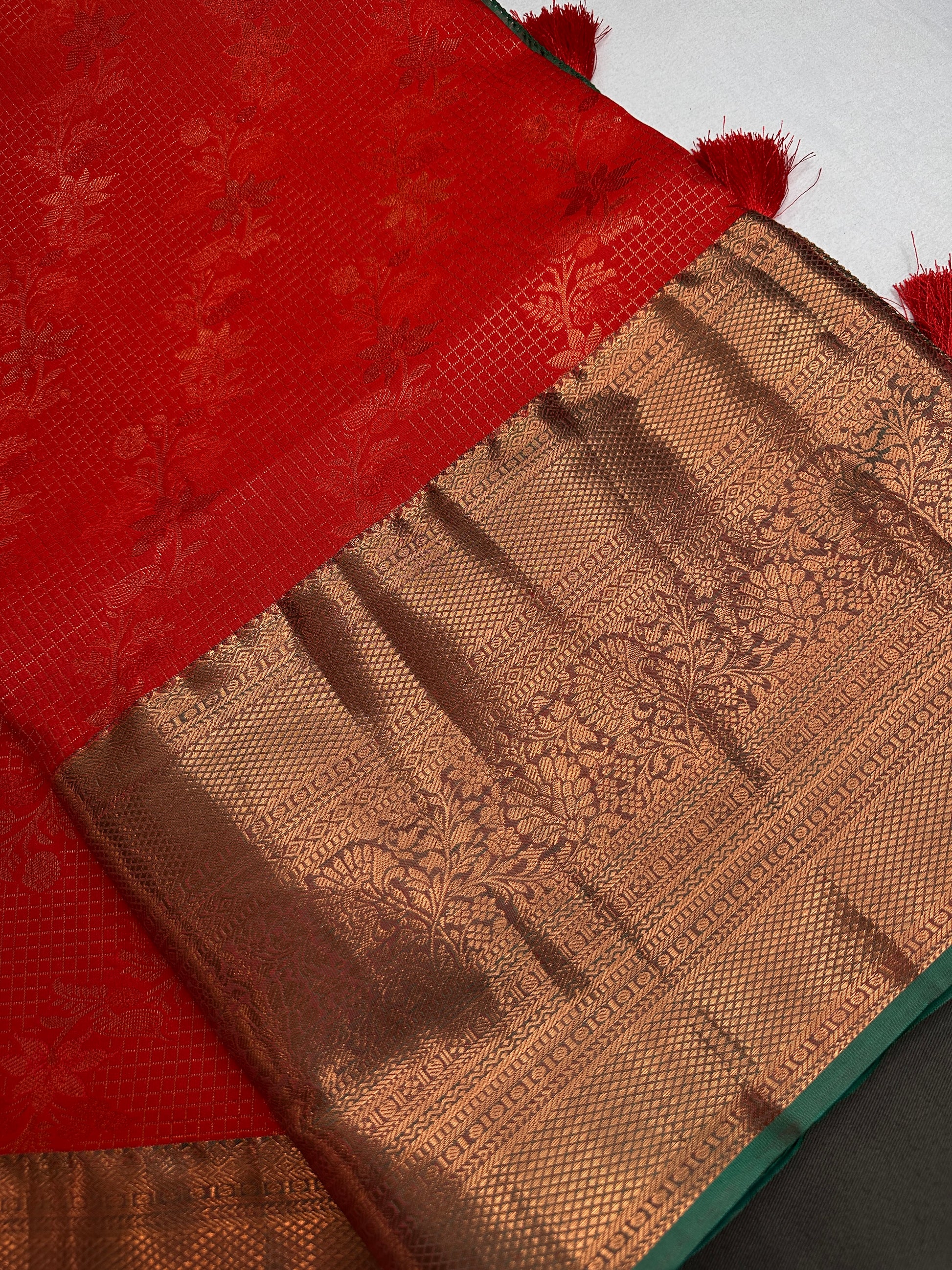 Kanch Vintage Semi Silk Orange Green Saree - 