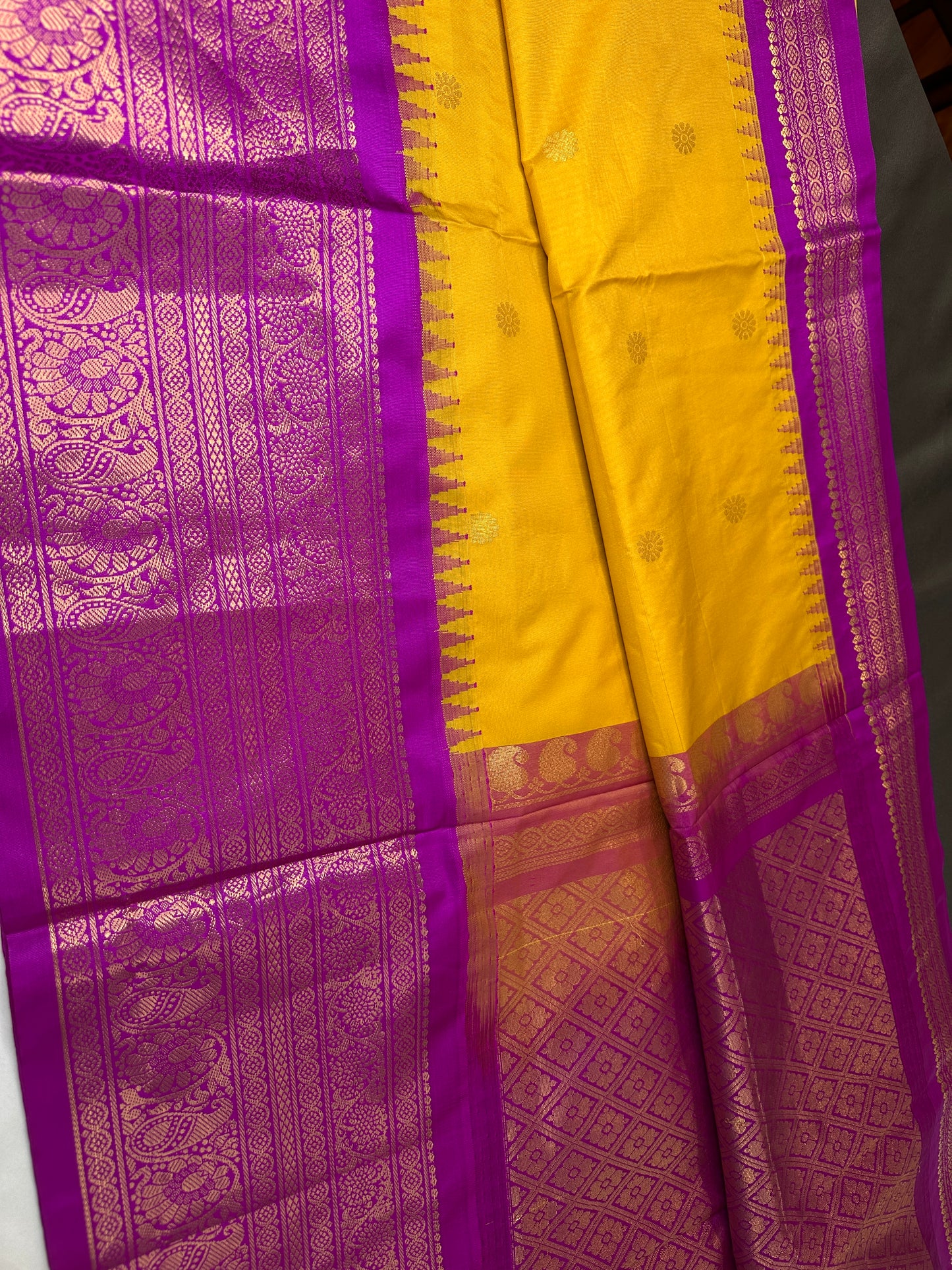 Semi Gadwal Yellow Pattu Silk Saree - 