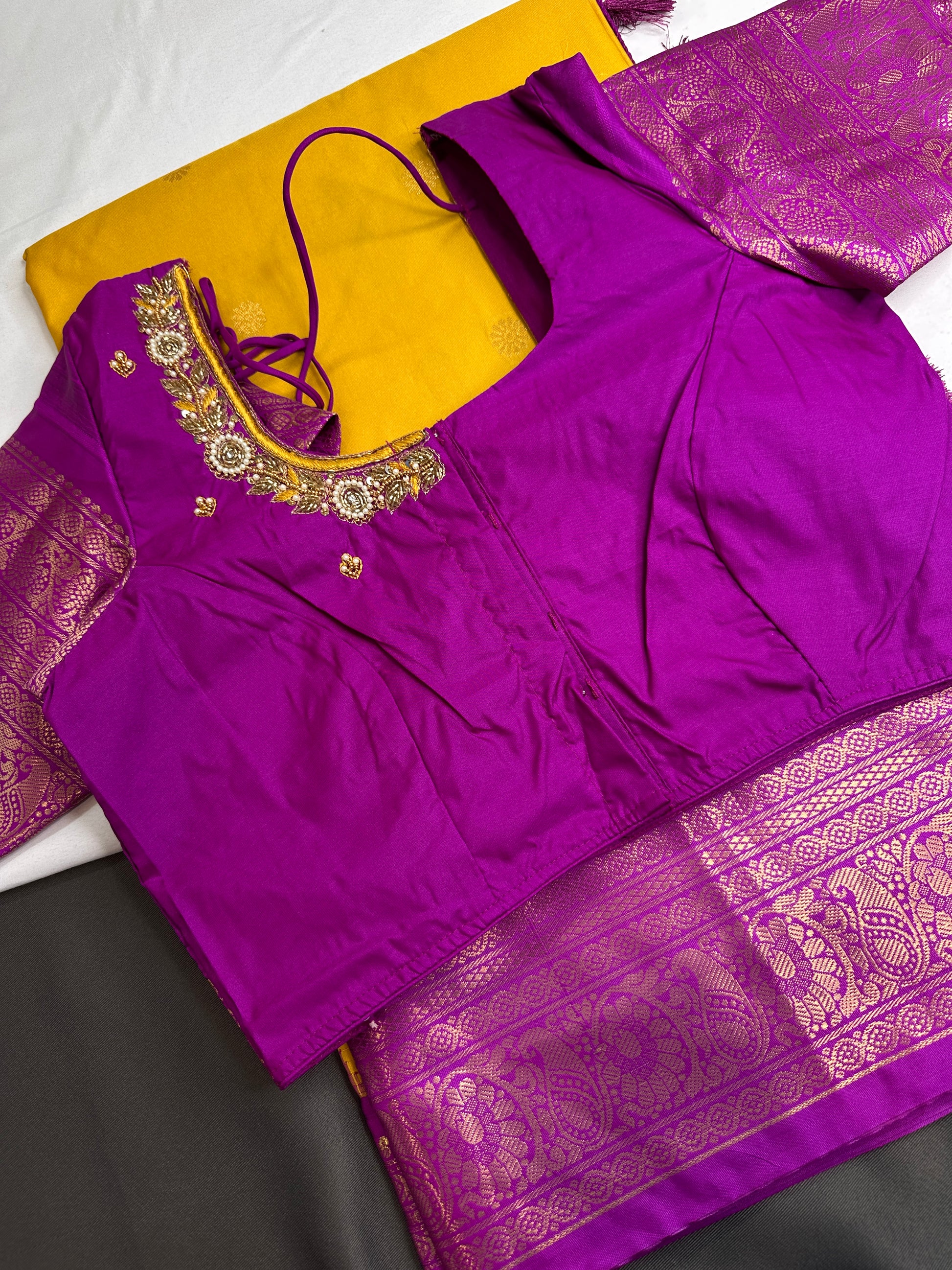 Semi Gadwal Yellow Pattu Silk Saree - 