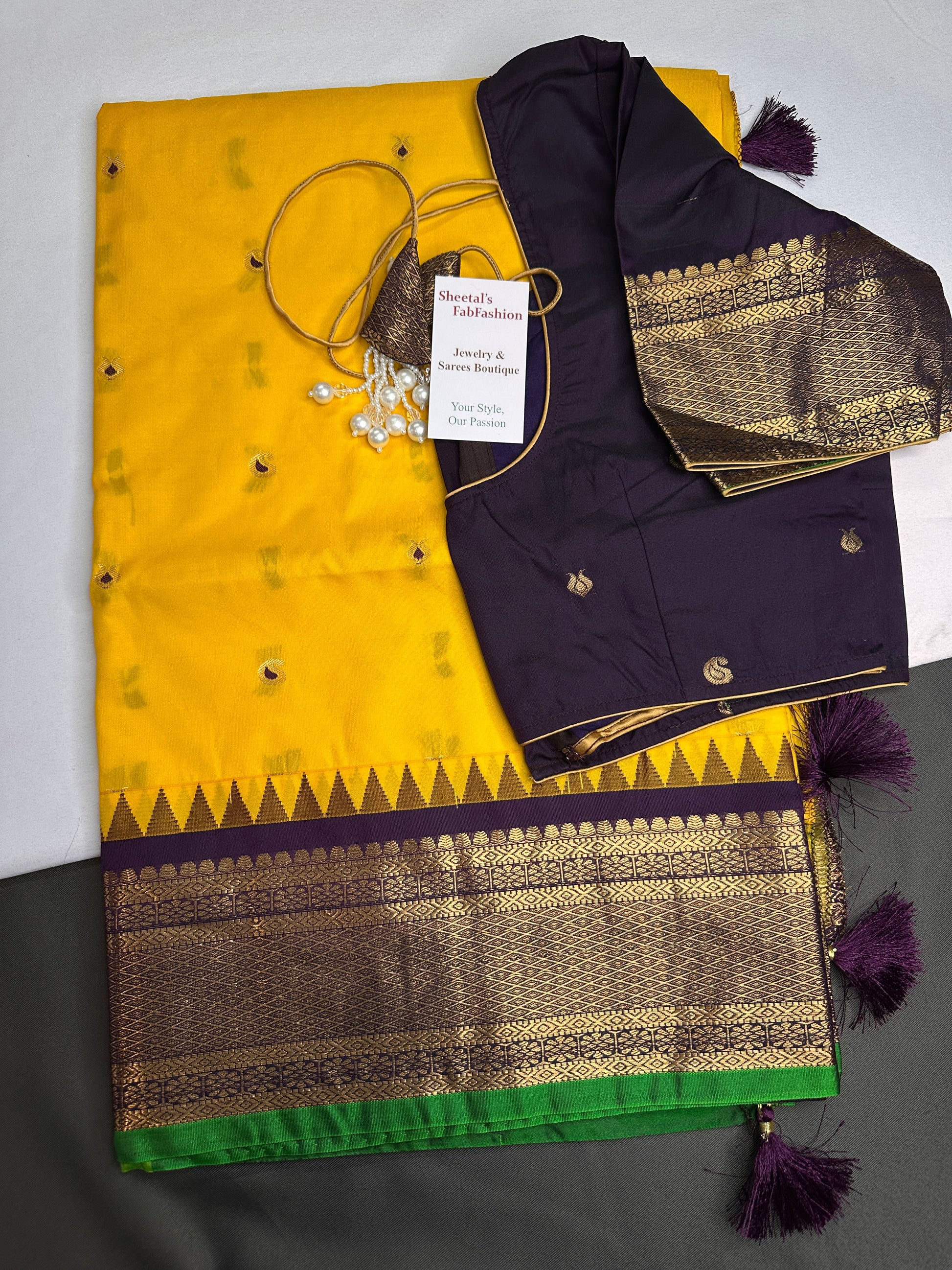Gadwal Yellow Purple Pattu Soft Silk Saree - 