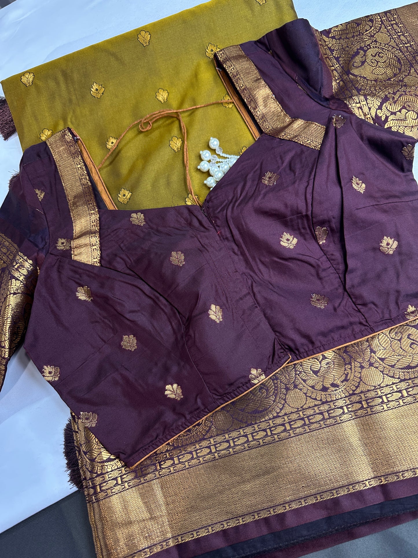 Semi Gadwal Green Purple Pattu Silk Saree - 