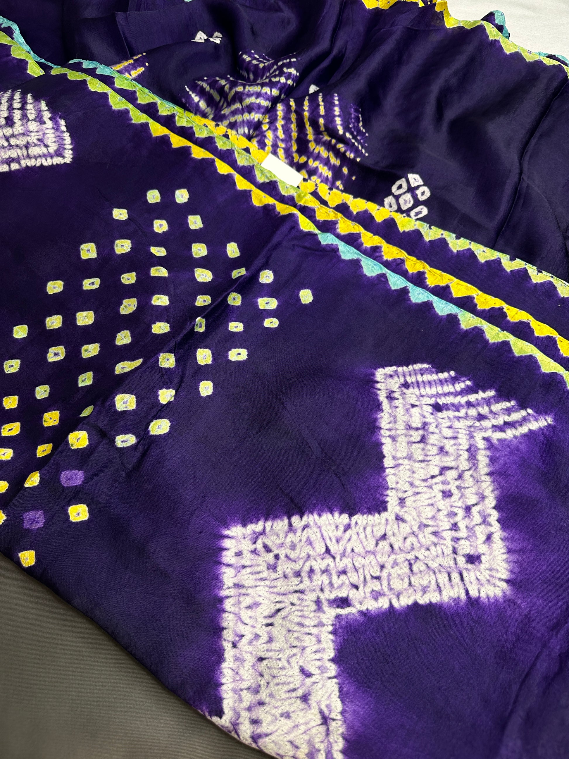 Shibori Bandhani Bhandej Purple Silk Saree - 