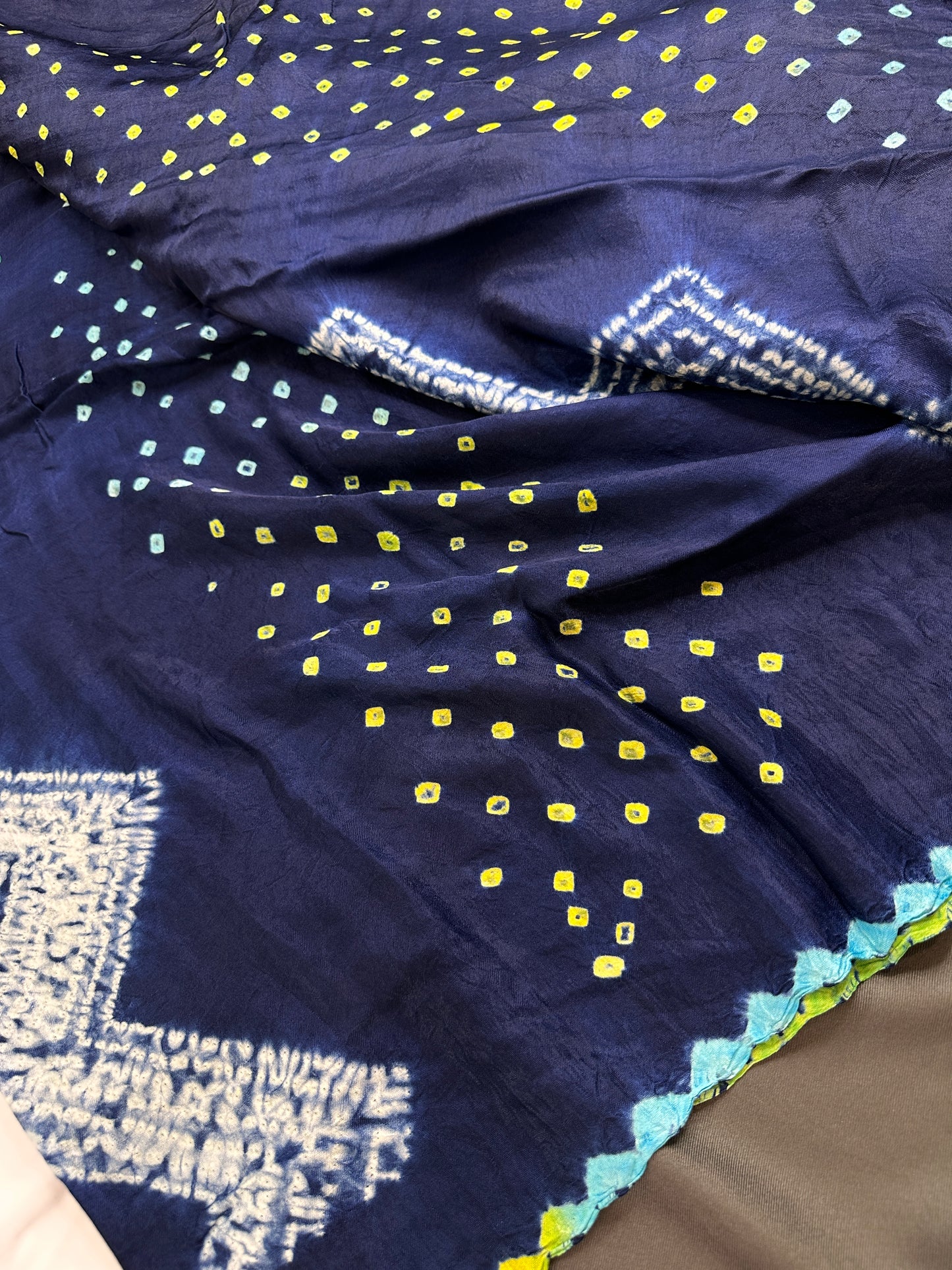 Shibori Bandhani Bhandej Blue Silk Saree - 
