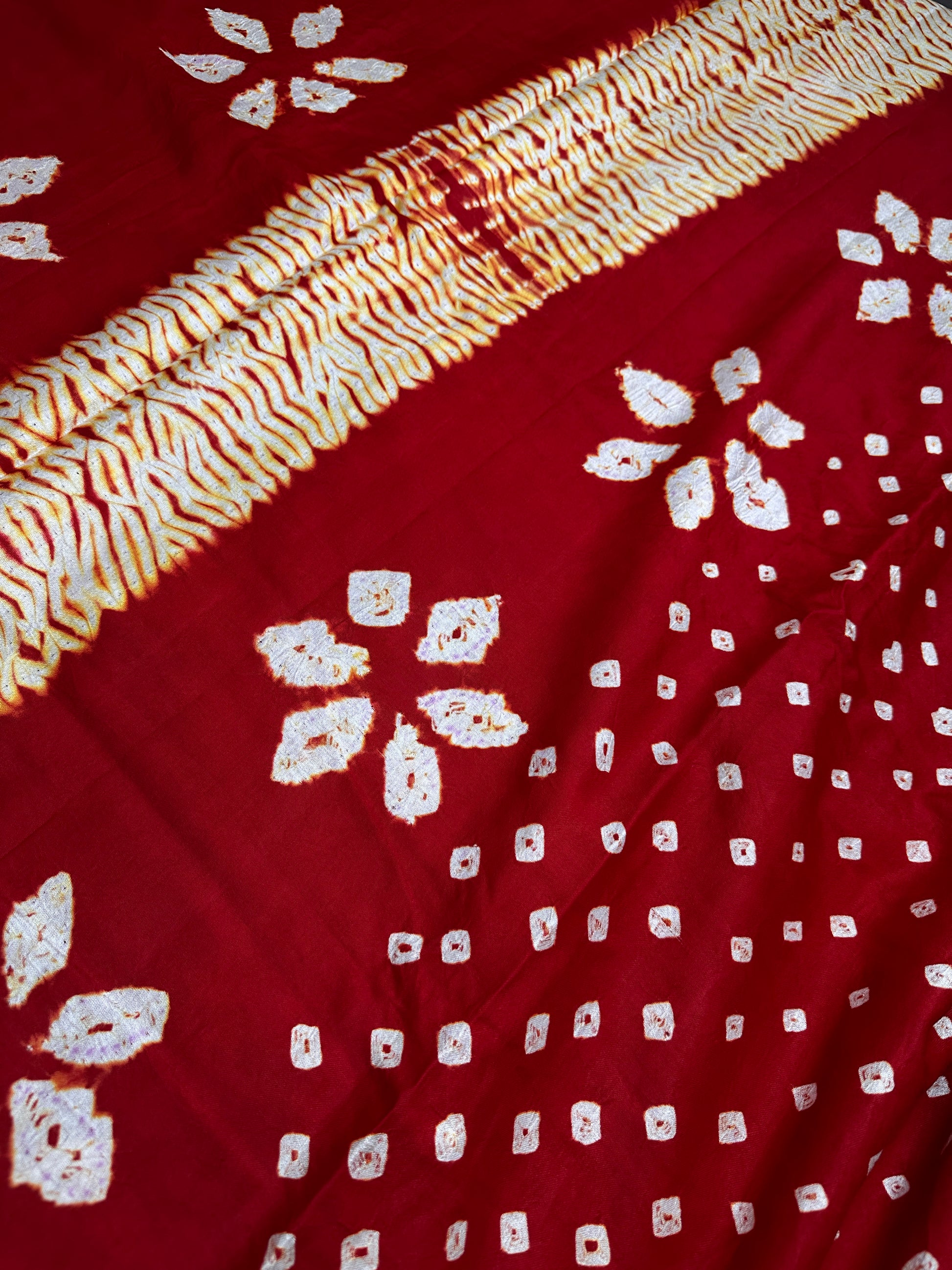 Shibori Bandhani Bhandej Red Silk Saree - 