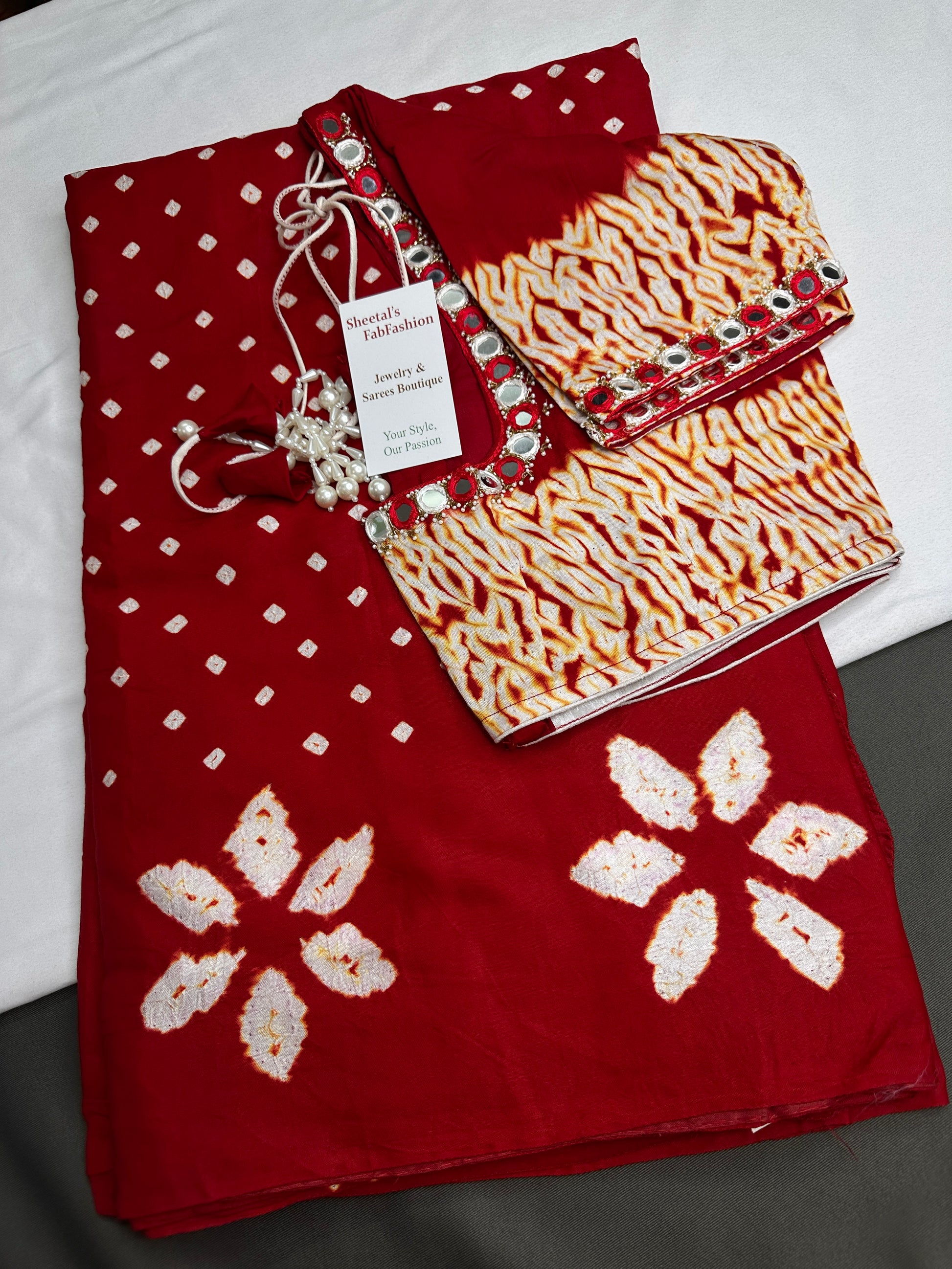 Shibori Bandhani Bhandej Red Silk Saree - 