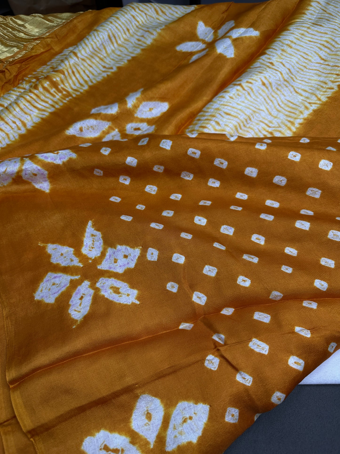 Shibori Bandhani Bhandej Mustard Silk Saree - 