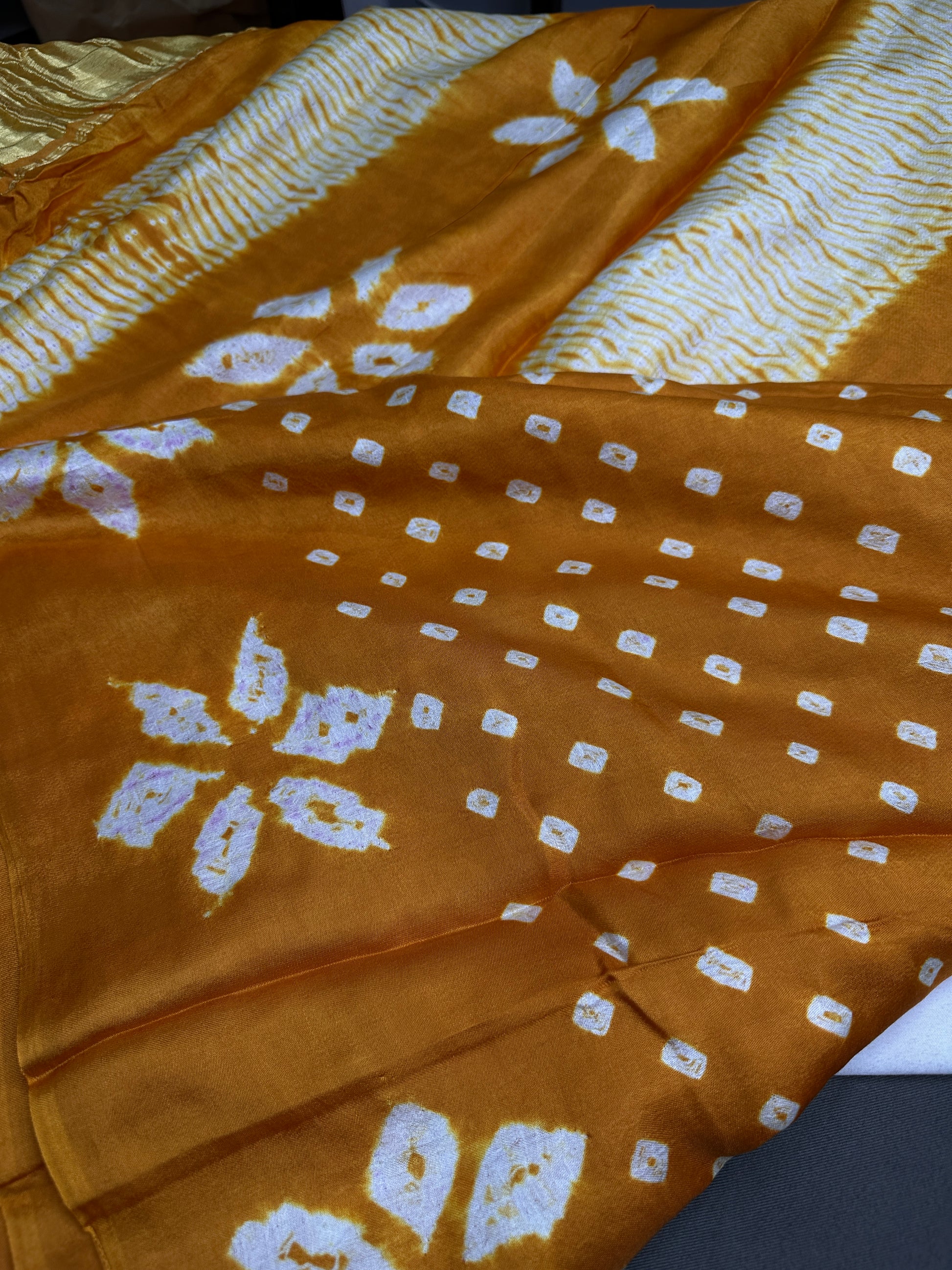 Shibori Bandhani Bhandej Mustard Silk Saree - 