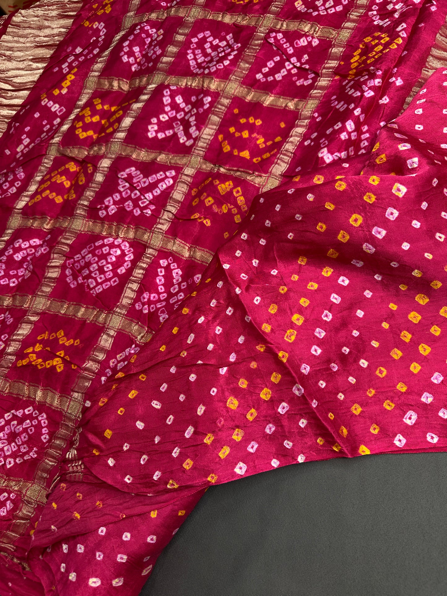 Bandhani Bhandej Pink Gaji Silk Saree - 