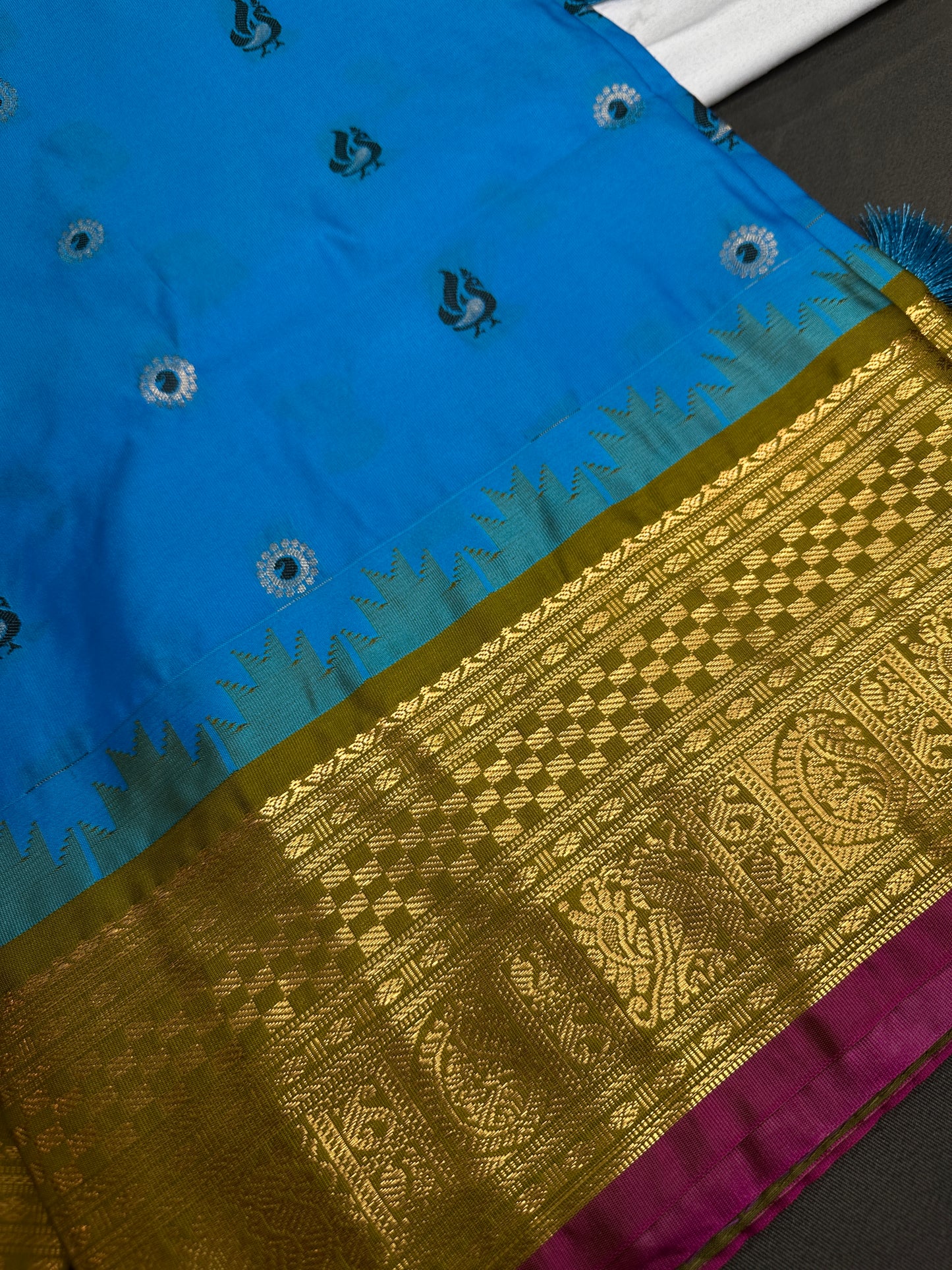 Pure Gadwal Blue Green Pattu Silk Saree - 