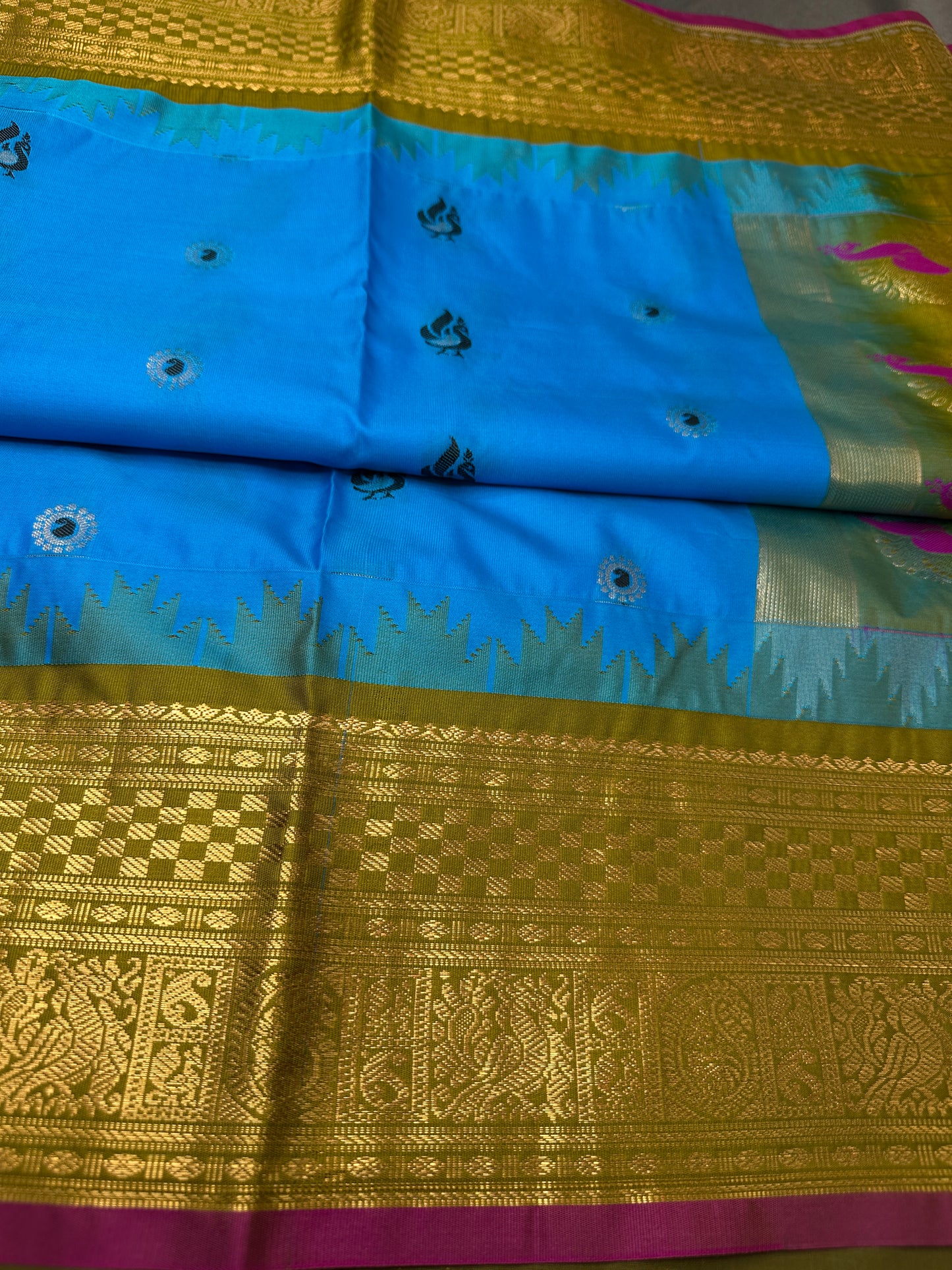 Pure Gadwal Blue Green Pattu Silk Saree - 