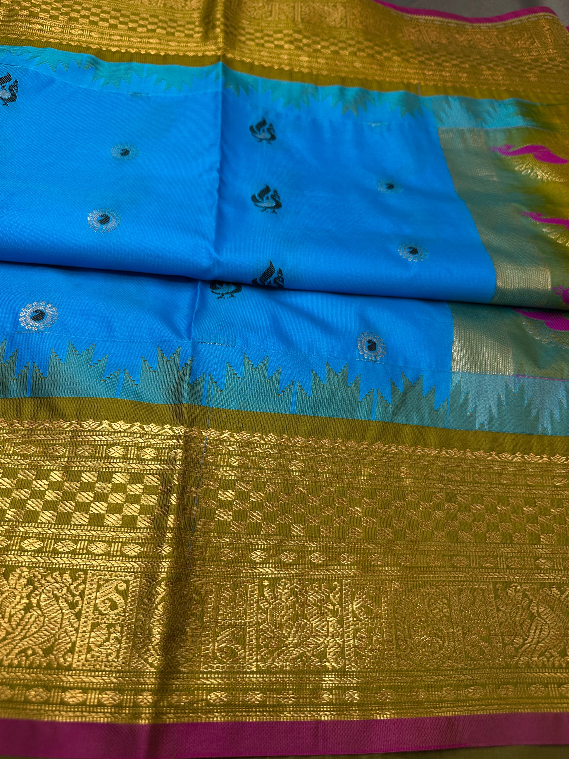 Pure Gadwal Blue Green Pattu Silk Saree - 
