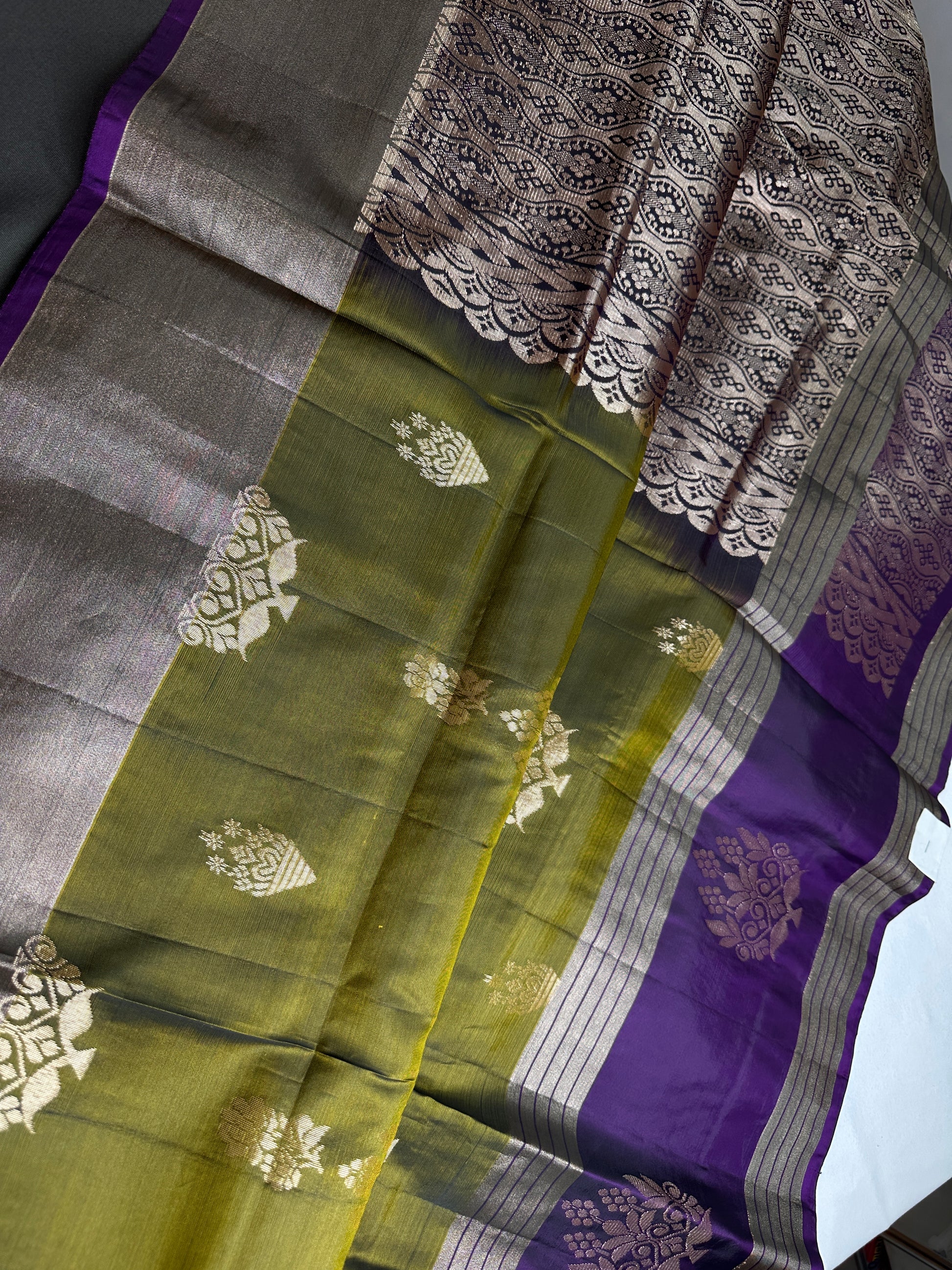 Green Purple Light Weight Kanchi Soft Silk  Saree - 