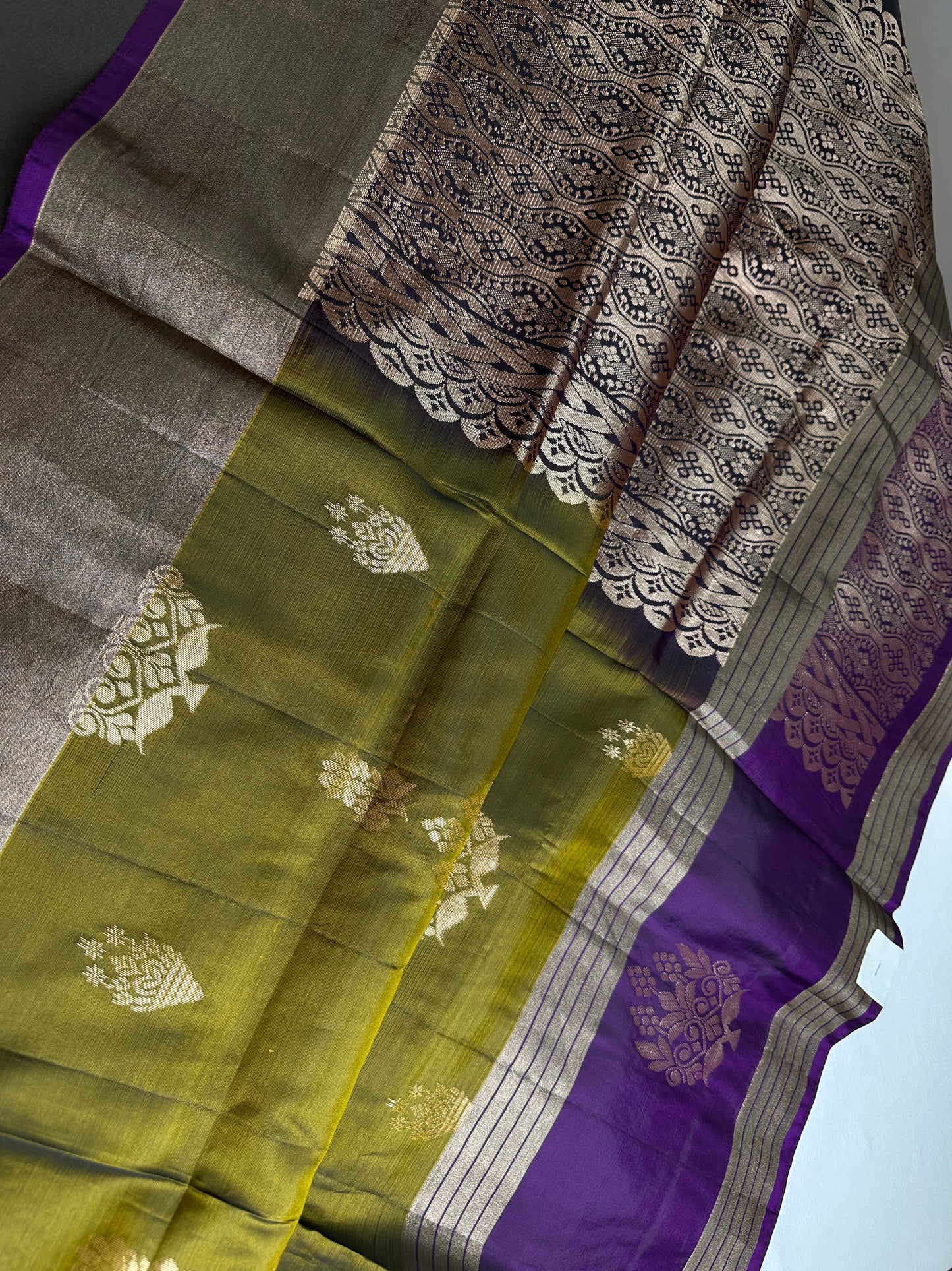 Green Purple Light Weight Kanchi Soft Silk  Saree - 