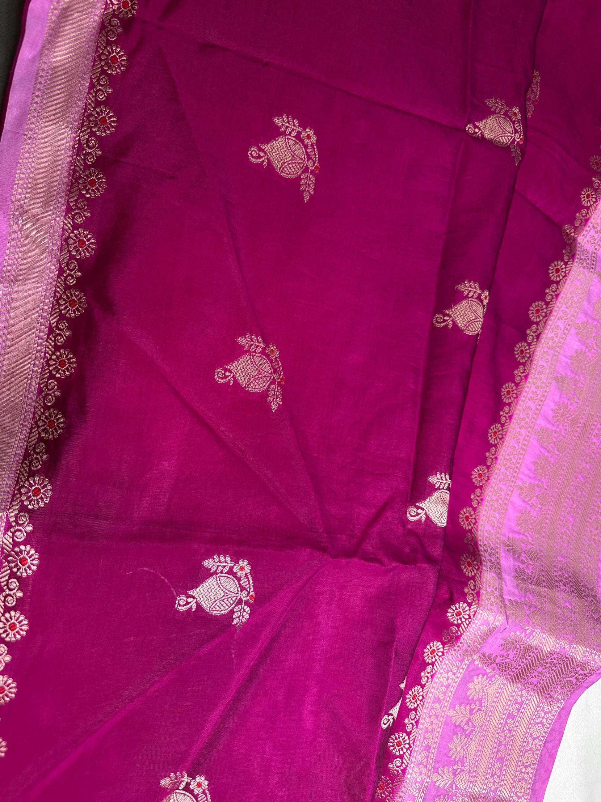 Magenta Pink Raw Mango Light Weight Silk Saree - 