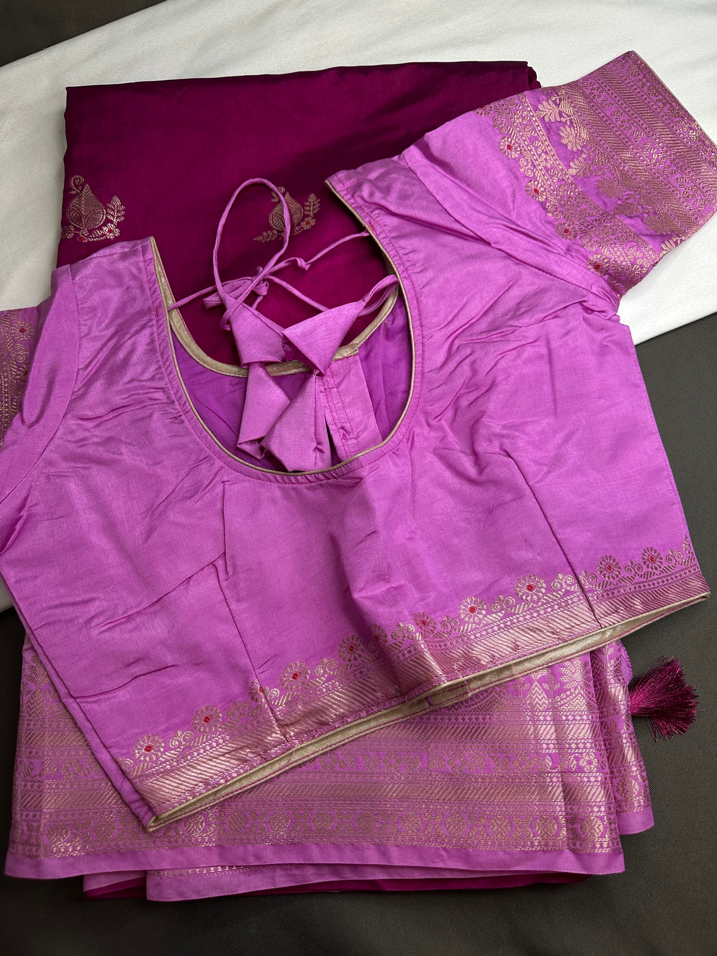 Magenta Pink Raw Mango Light Weight Silk Saree - 