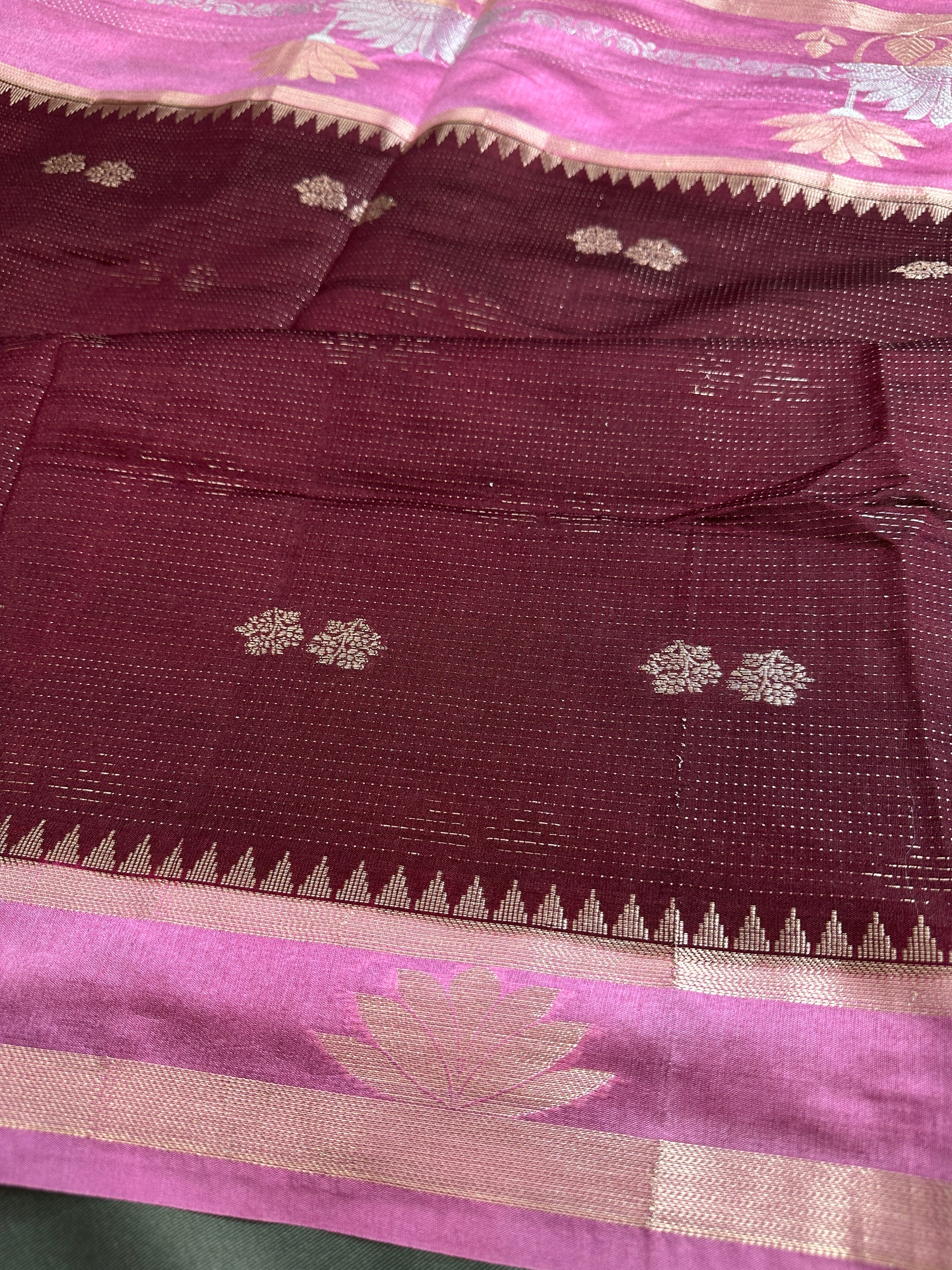 Maroon Pink Raw Mango Light Weight Silk Saree - 