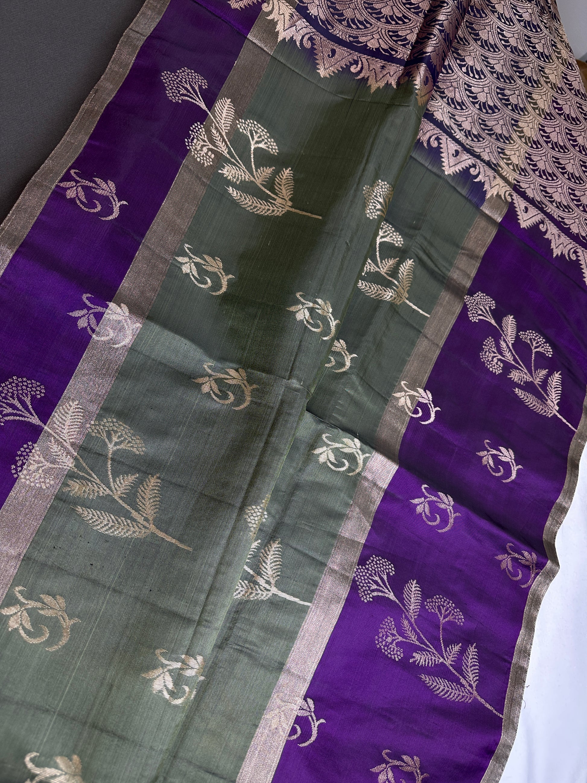 Green Purple Light Weight Kanchi Soft Silk  Saree - 