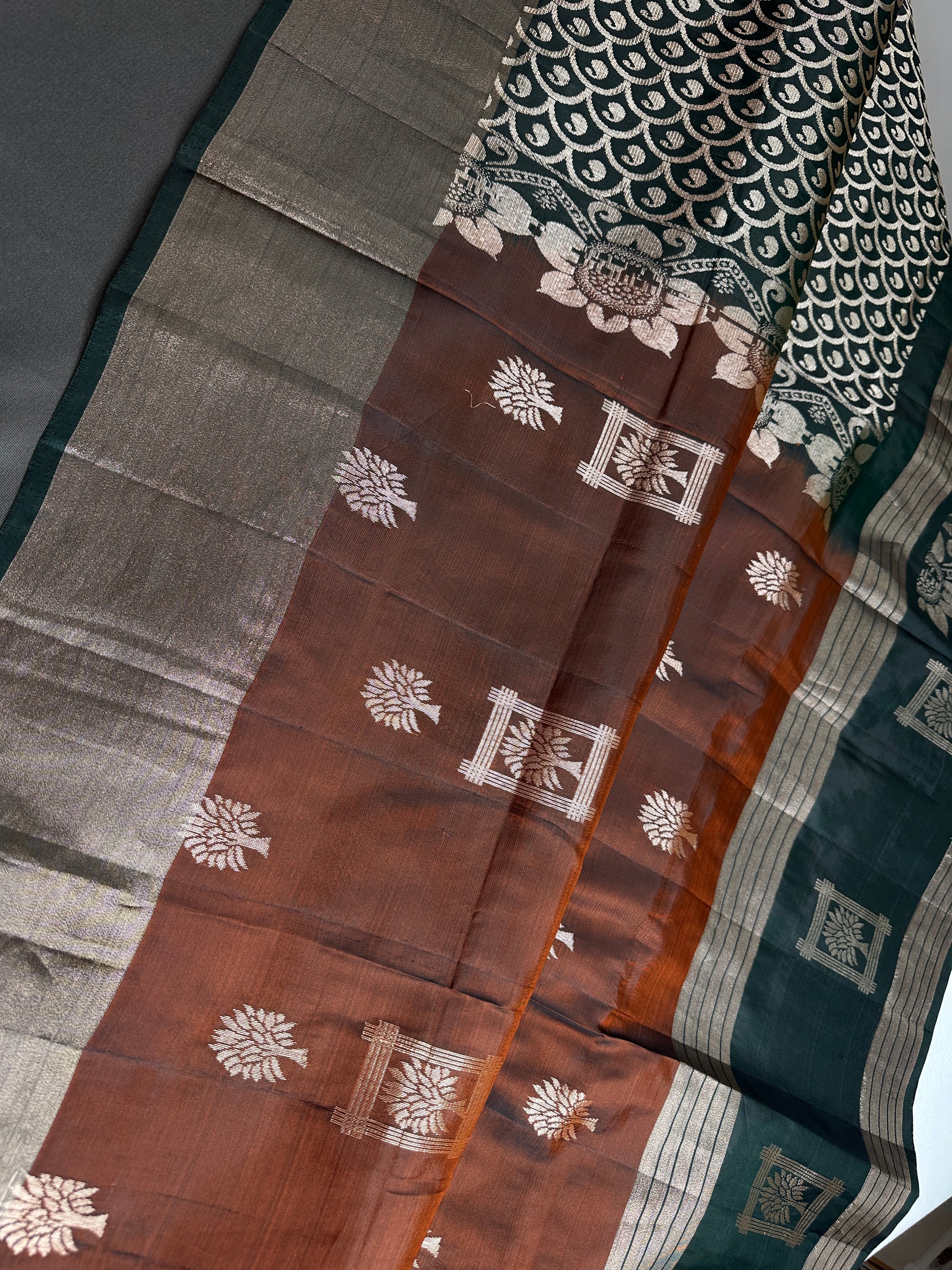 Brown Green Light Weight Kanchi Soft Silk  Saree - 
