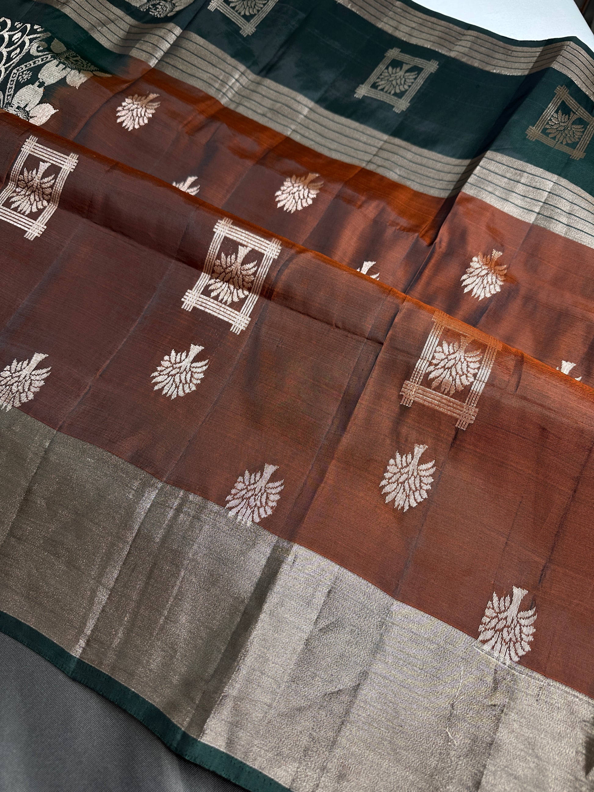 Brown Green Light Weight Kanchi Soft Silk  Saree - 