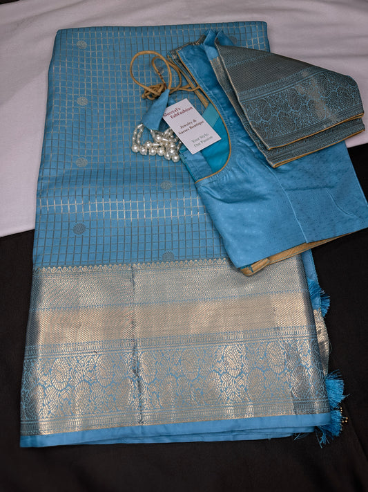 Kanch Light Weight Semi Silk Blue Checked Saree - 