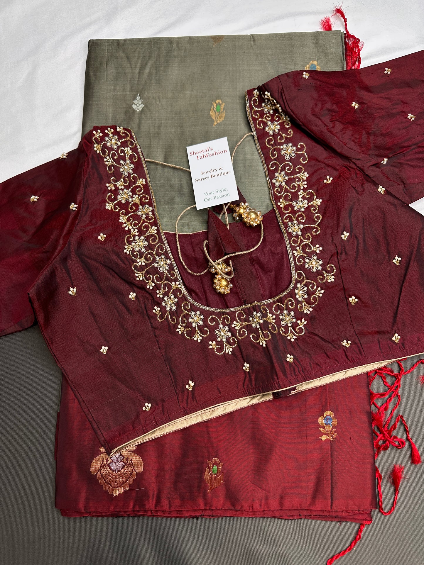 Grey Red Kanchi Handloom Pure Silk  Saree - 