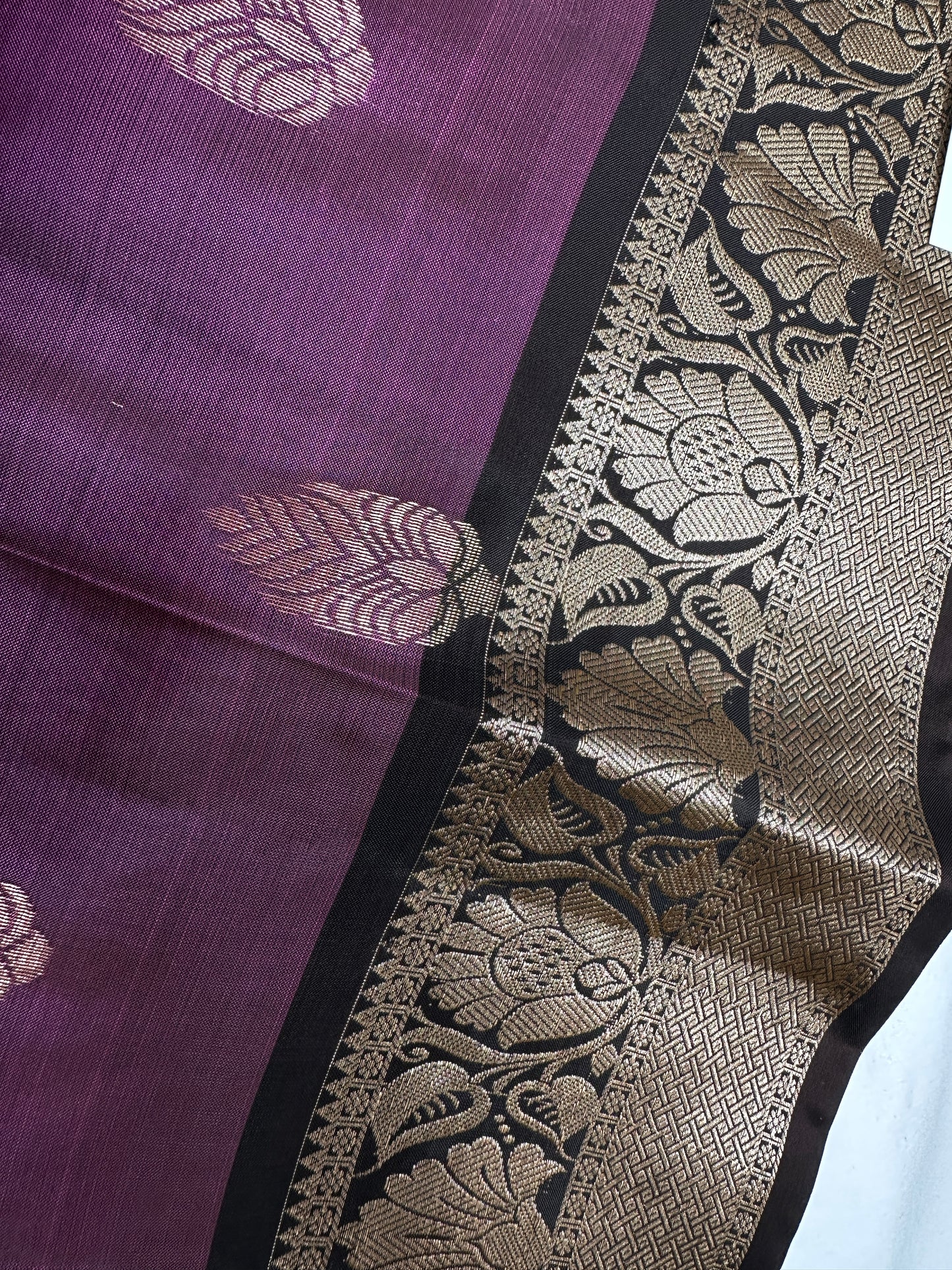 Purple Light Weight Kanchi Soft Handloom Silk  Saree - 