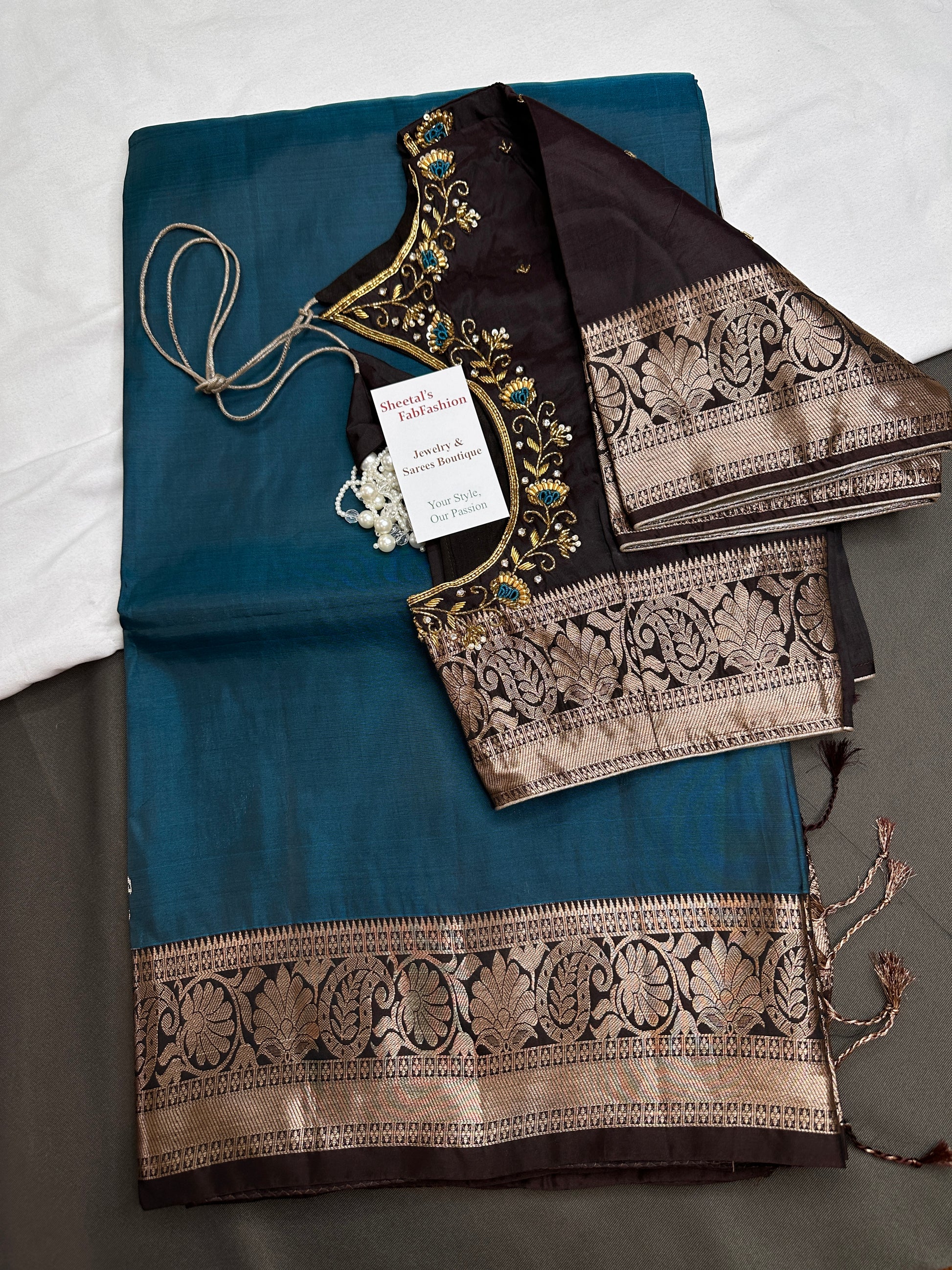 Peacock Blue Light Weight Kanchi Soft Handloom Silk  Saree - 