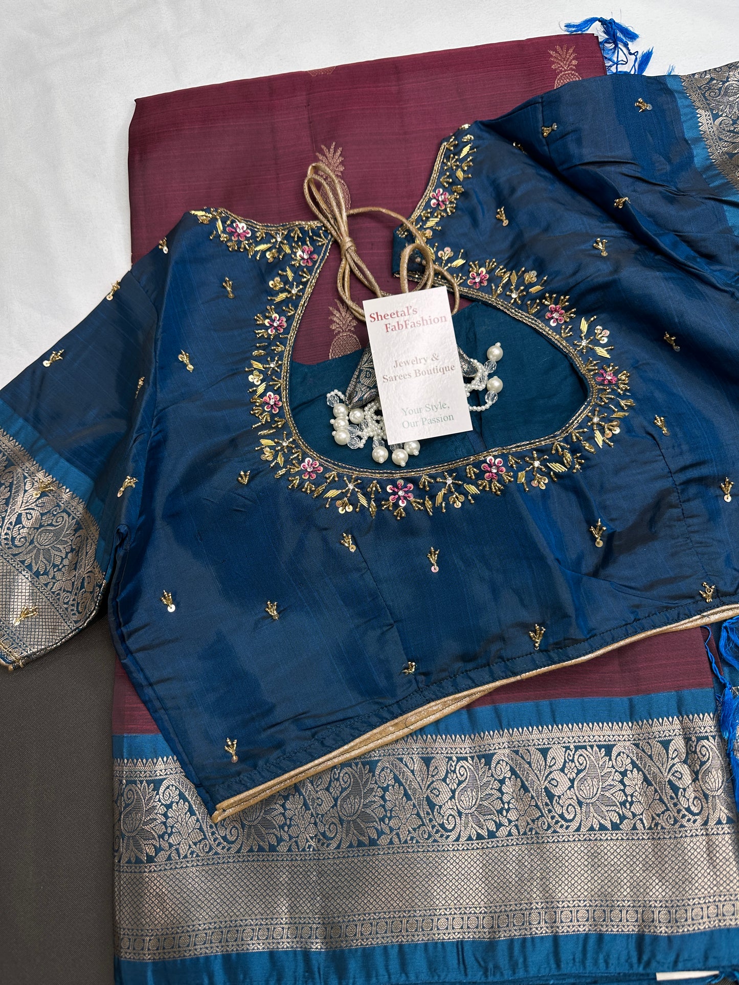 Plum Blue Light Weight Kanchi Soft Handloom Silk  Saree - 