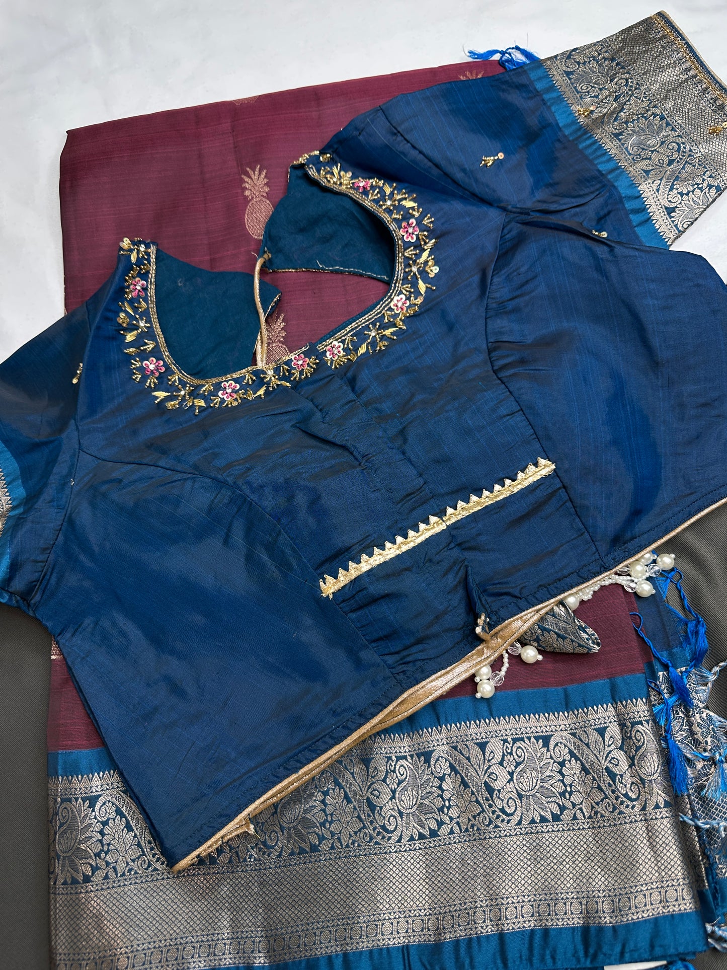 Plum Blue Light Weight Kanchi Soft Handloom Silk  Saree - 