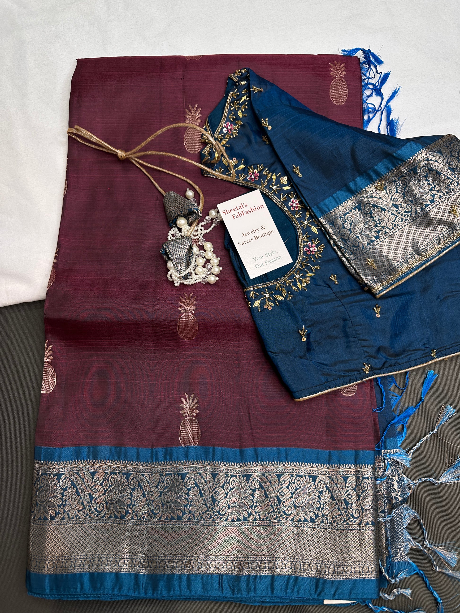 Plum Blue Light Weight Kanchi Soft Handloom Silk  Saree - 
